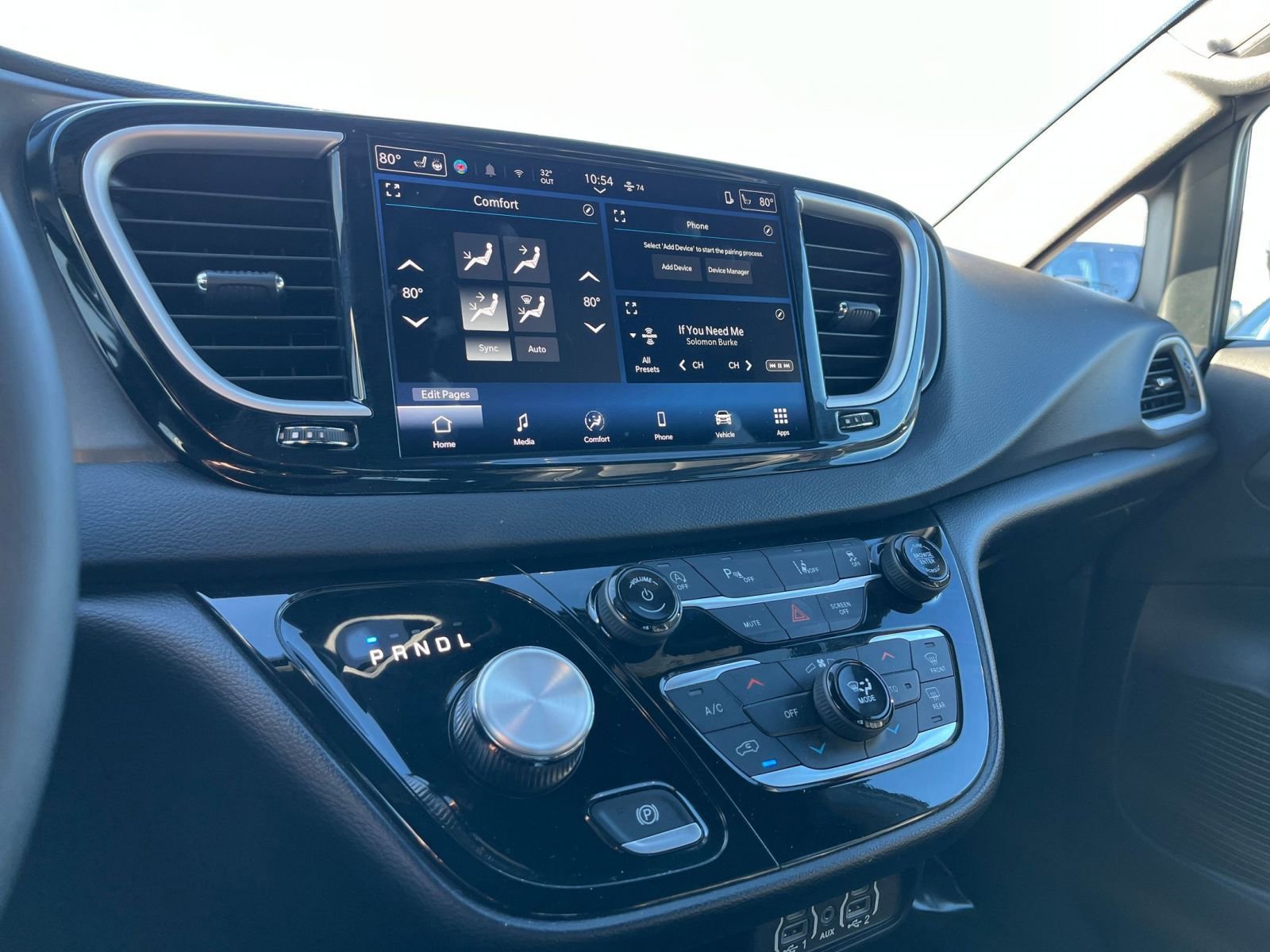 Thumbnail: 2025 Chrysler Pacifica - 21