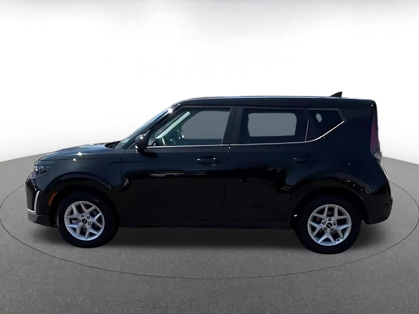 Thumbnail: 2025 Kia Soul - 9