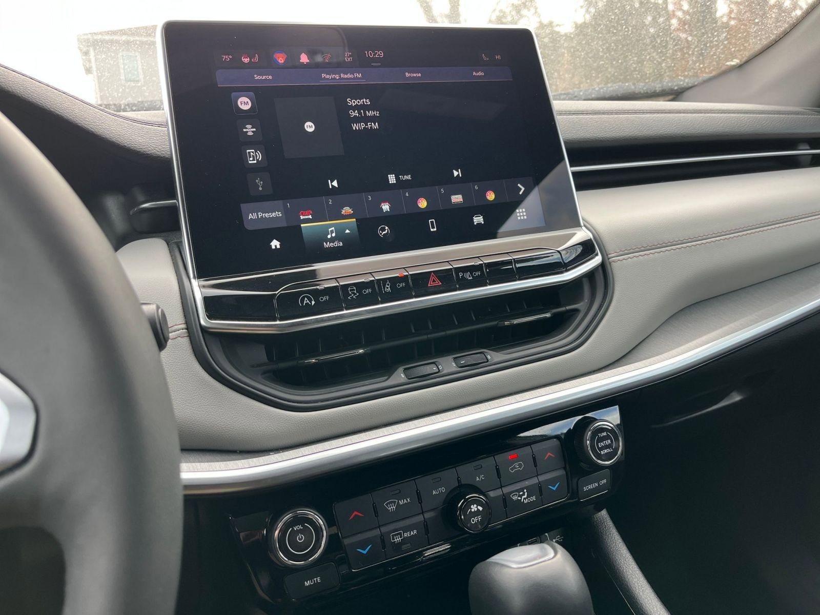 Thumbnail: 2025 Jeep Compass - 20