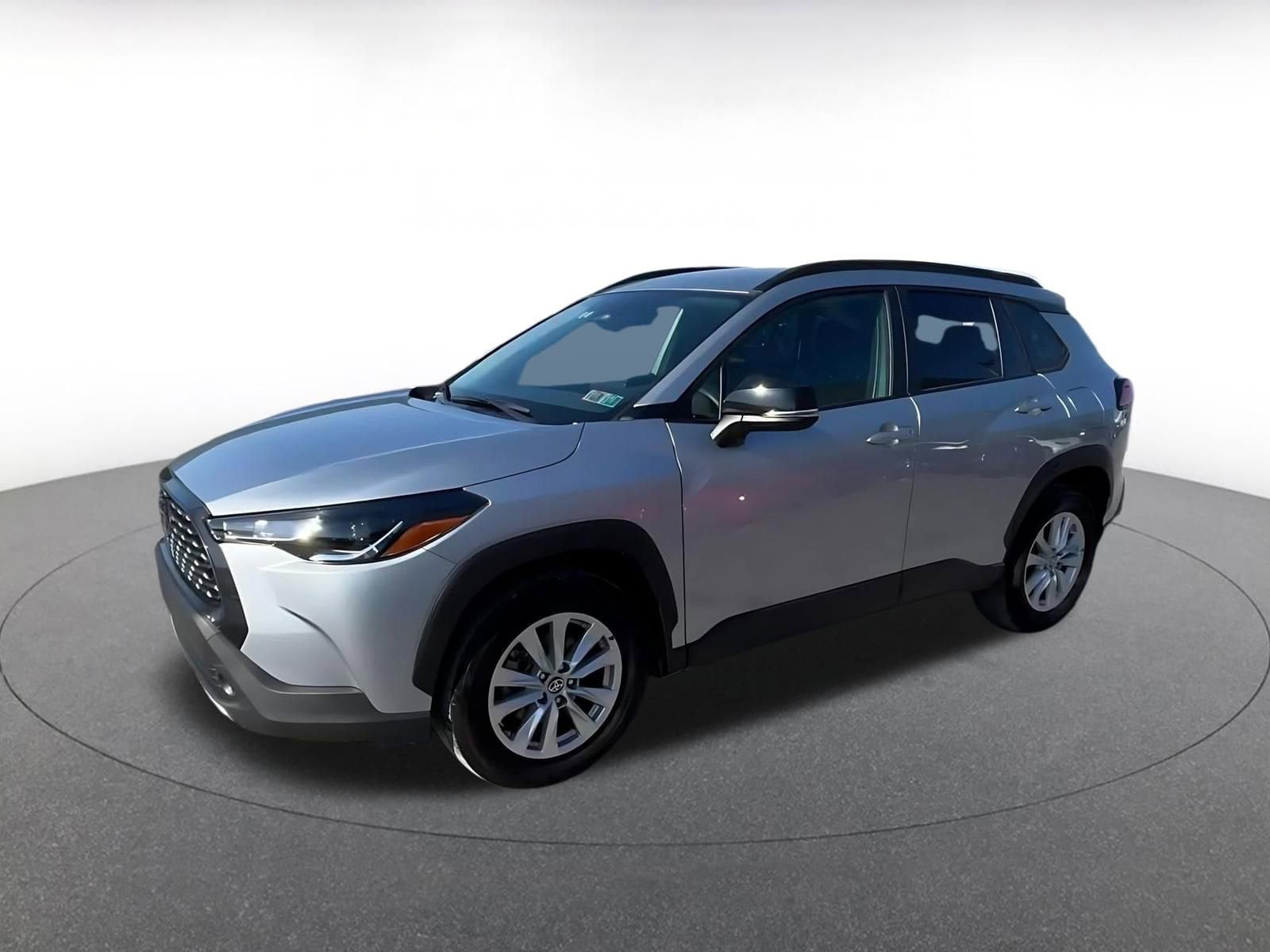 Thumbnail: 2025 Toyota Corolla Cross - 8