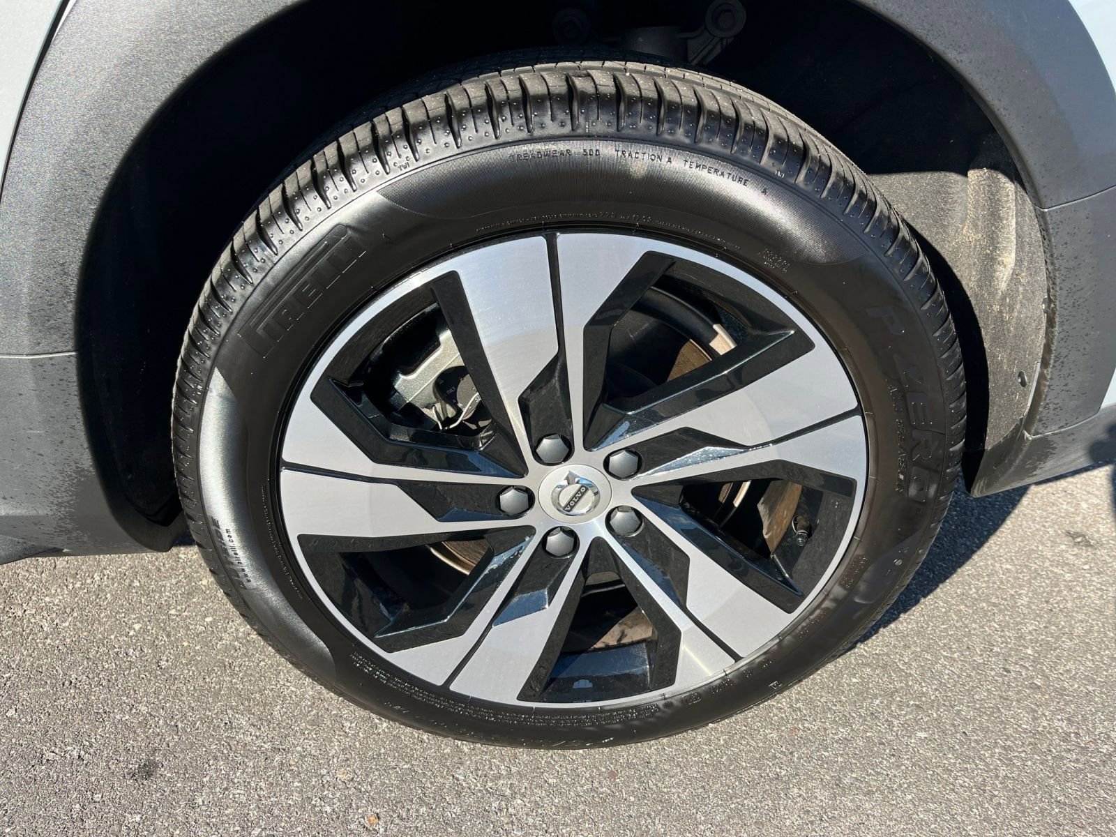 Thumbnail: 2025 Volvo S60 - 30