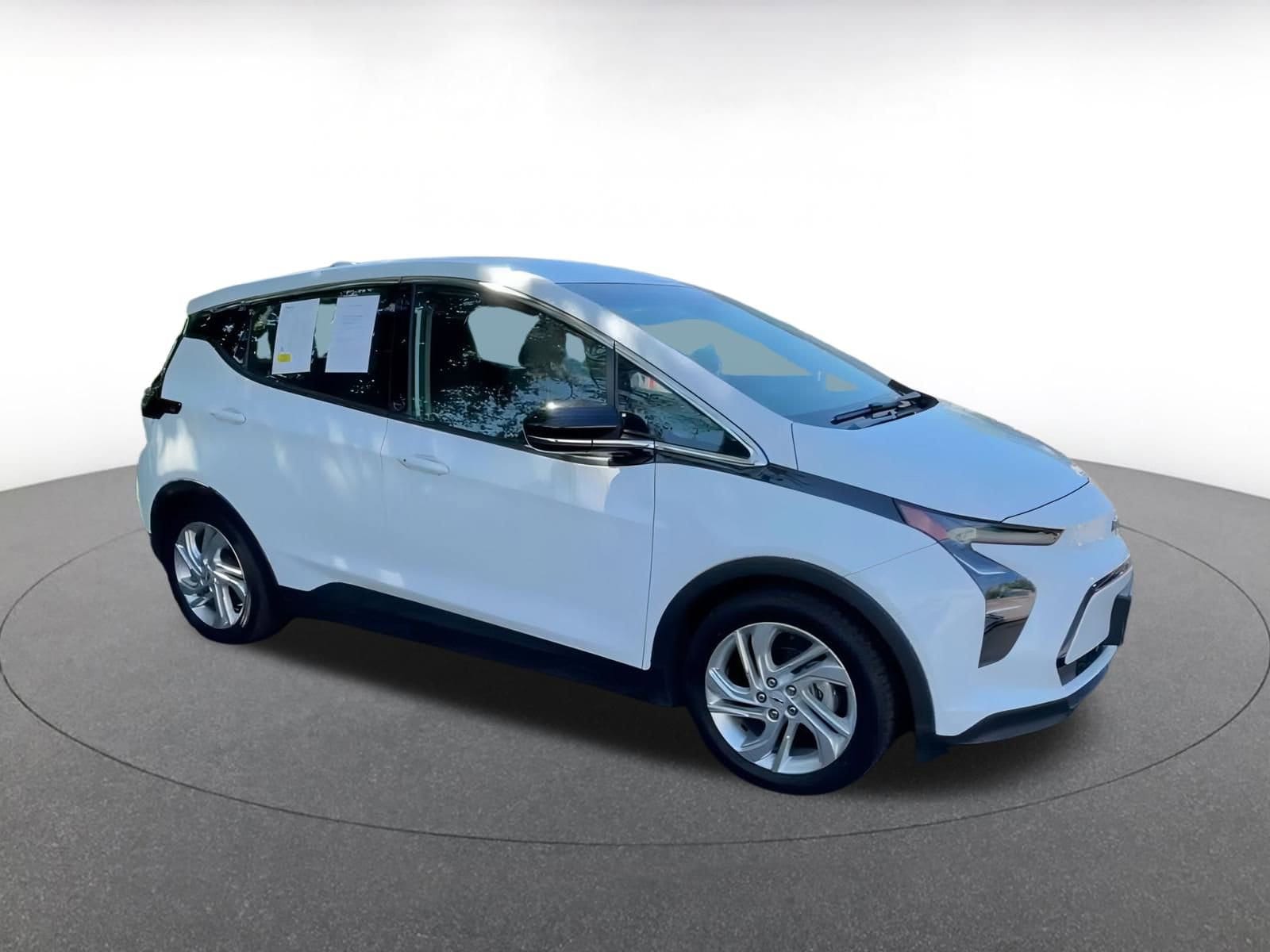 Thumbnail: 2023 Chevrolet Bolt EV - 2