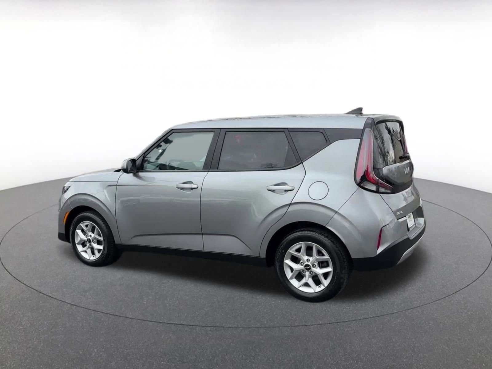 2024 Kia Soul LX 10