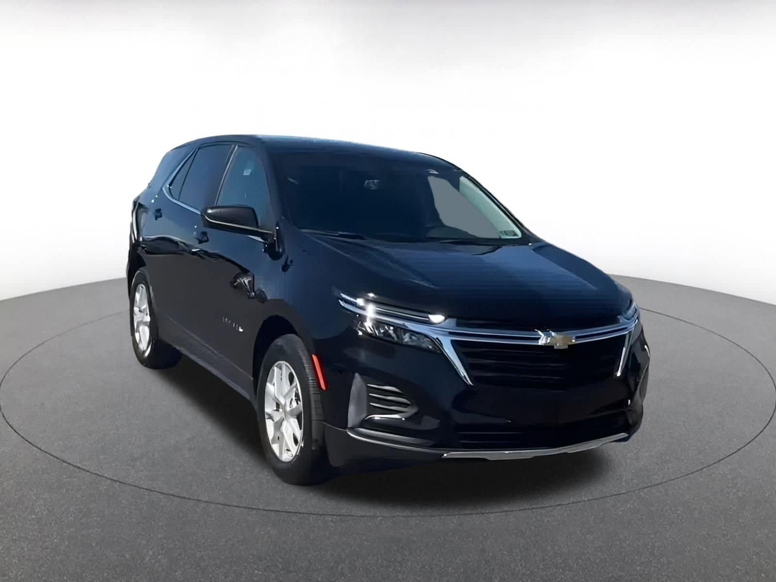 Thumbnail: 2024 Chevrolet Equinox - 2