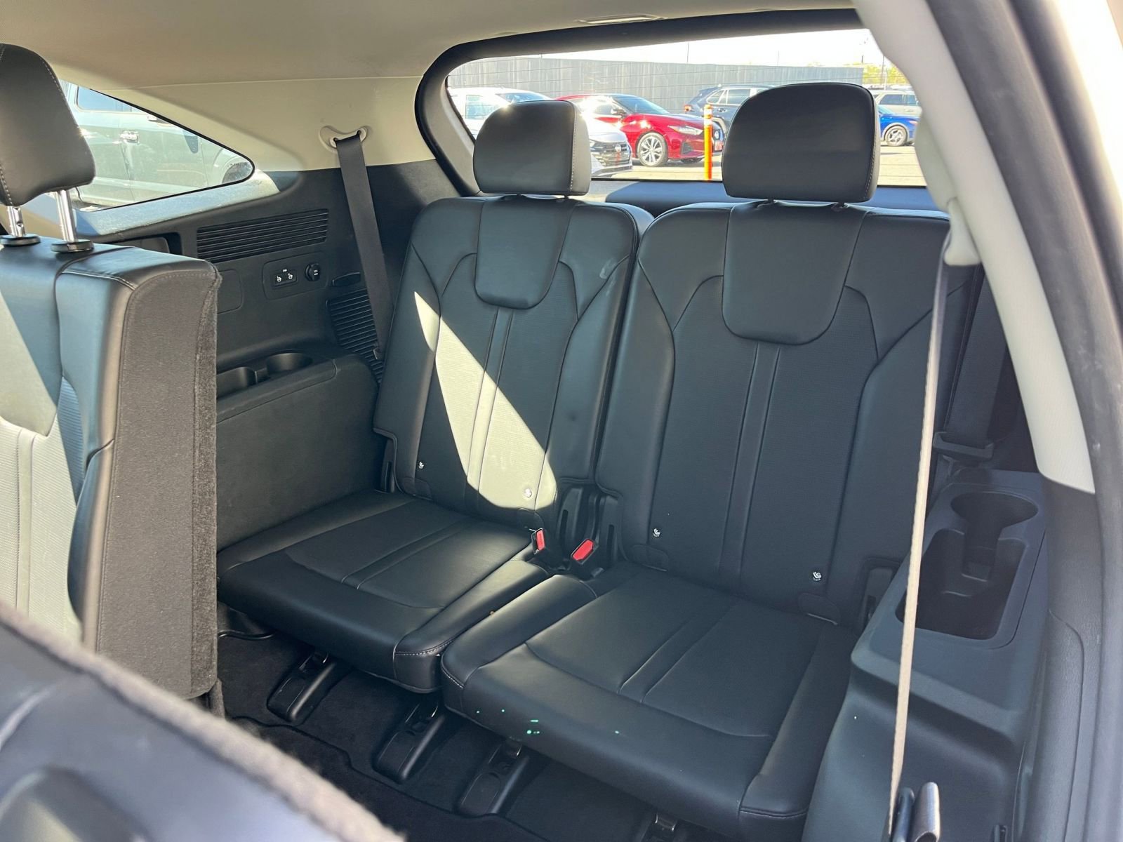 Thumbnail: 2024 Kia Sorento - 29