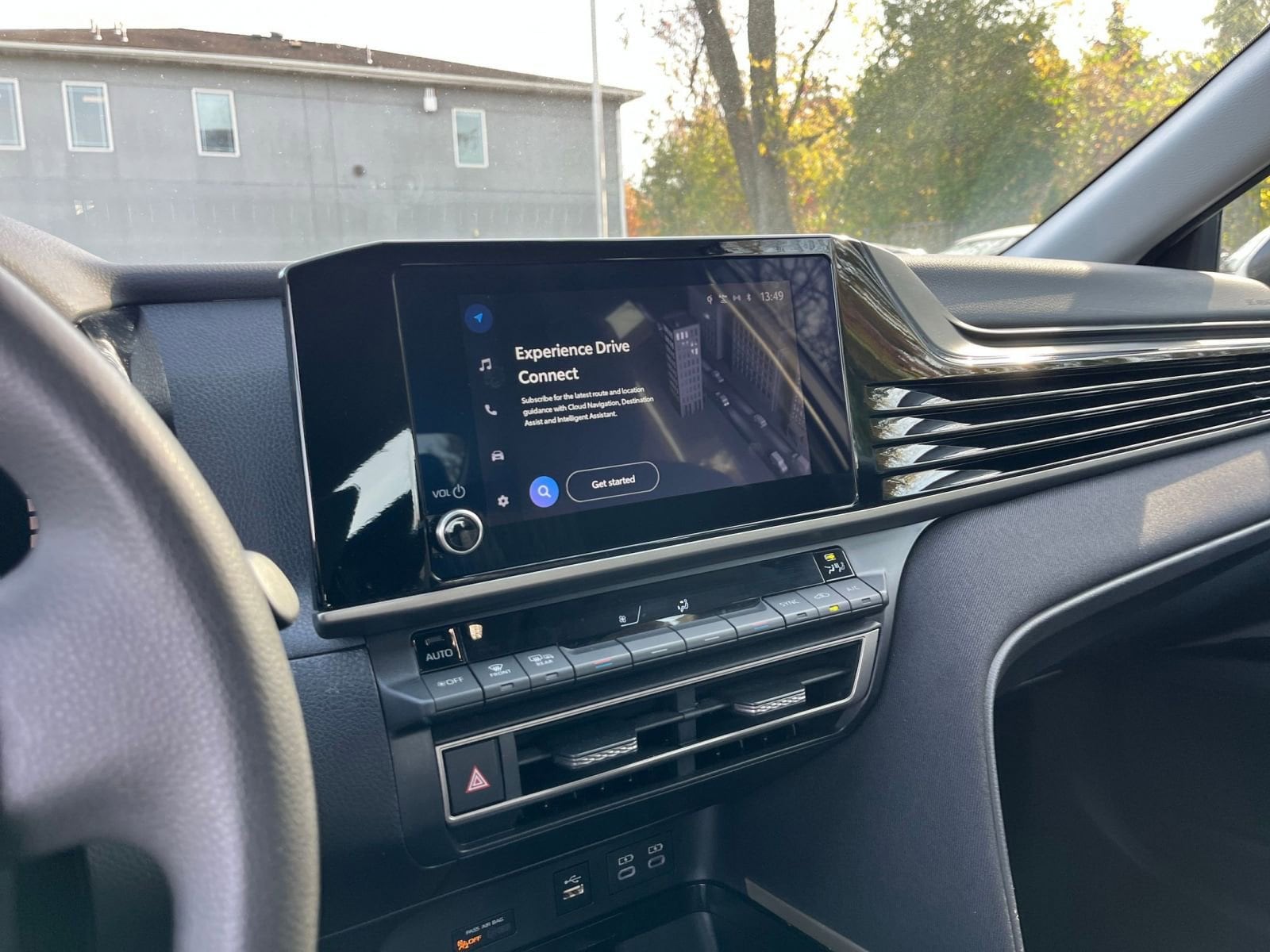 Thumbnail: 2025 Toyota Camry - 21