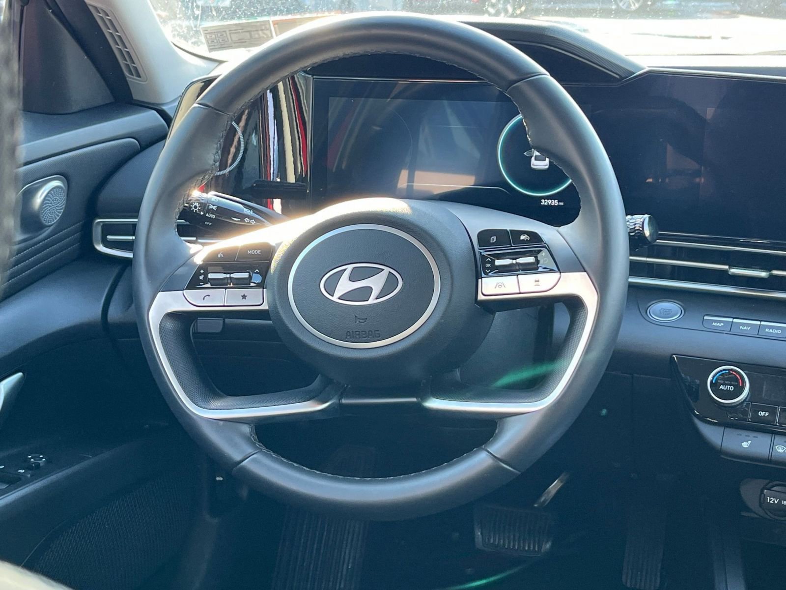 Thumbnail: 2025 Hyundai Elantra - 27