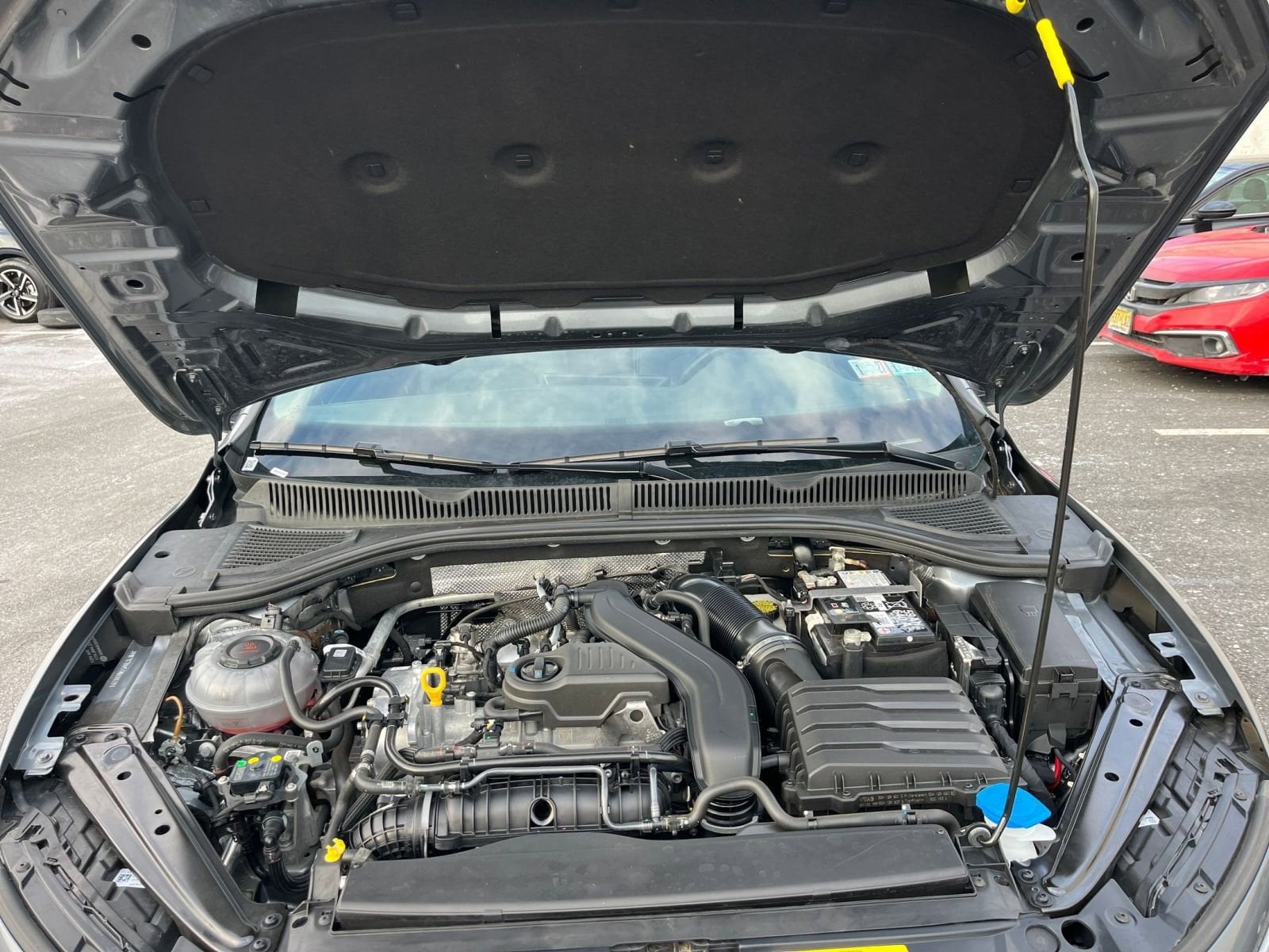 Thumbnail: 2025 Volkswagen Jetta - 33