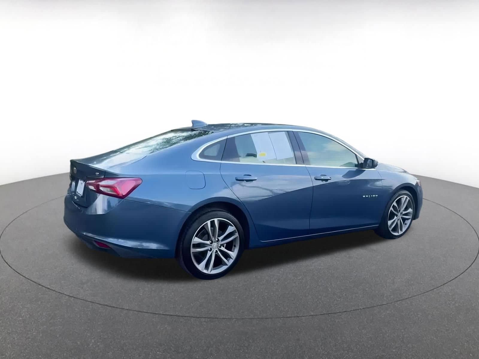 Thumbnail: 2024 Chevrolet Malibu - 14
