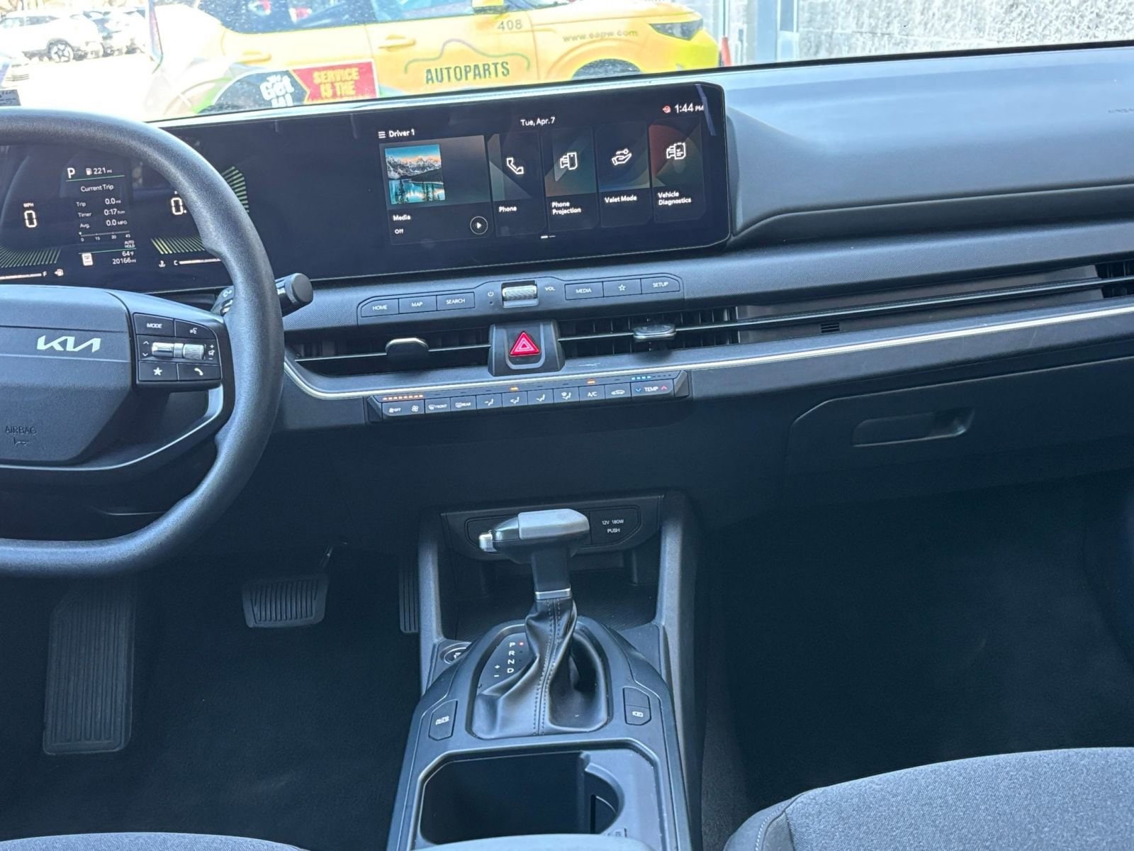 Thumbnail: 2025 Kia K4 - 17