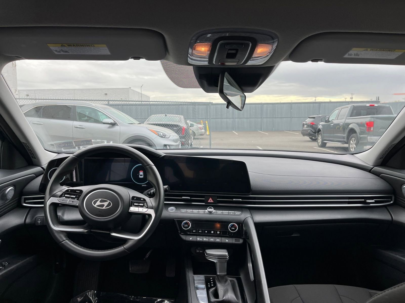 Thumbnail: 2025 Hyundai Elantra - 33