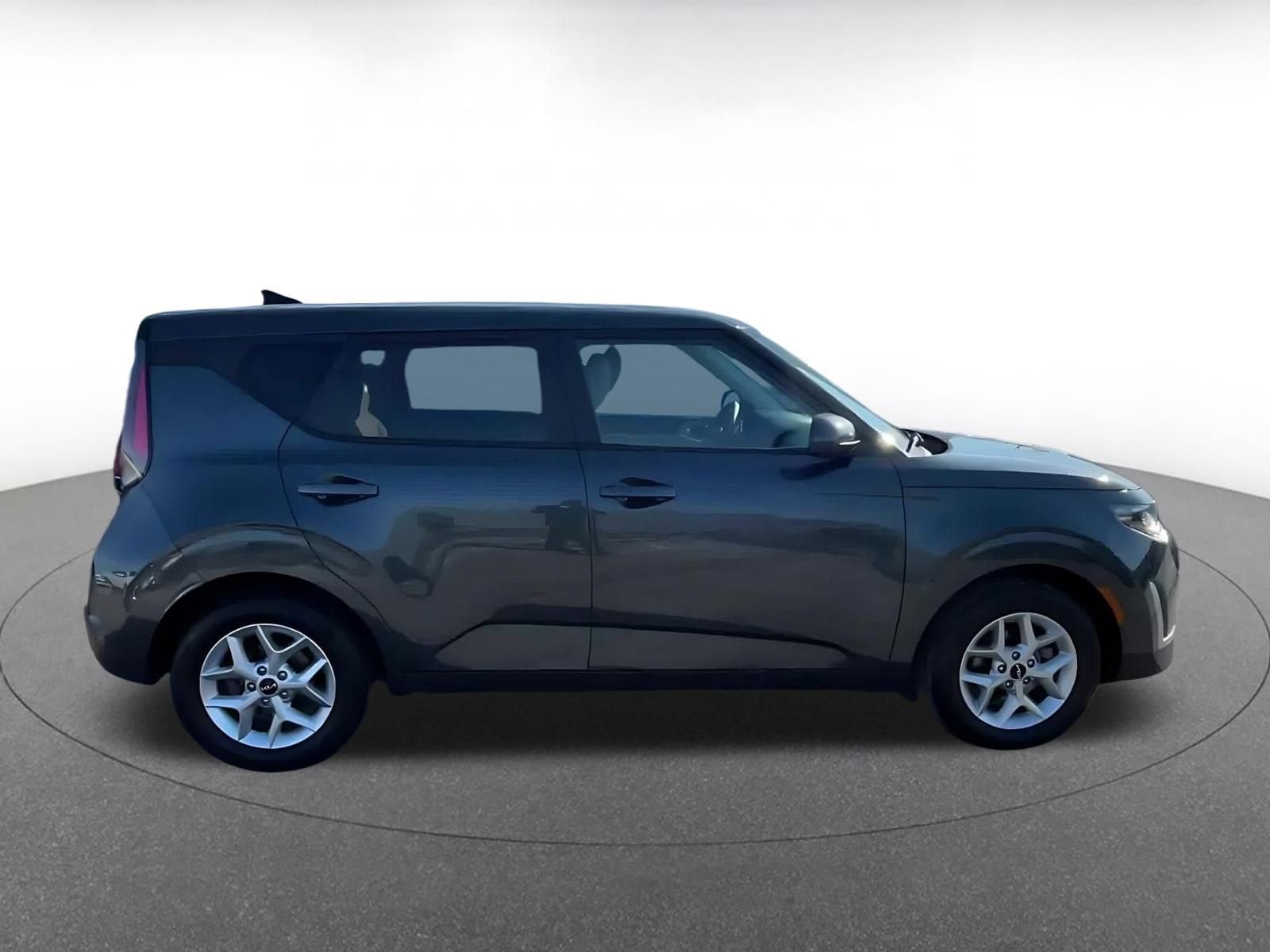 Thumbnail: 2025 Kia Soul - 16