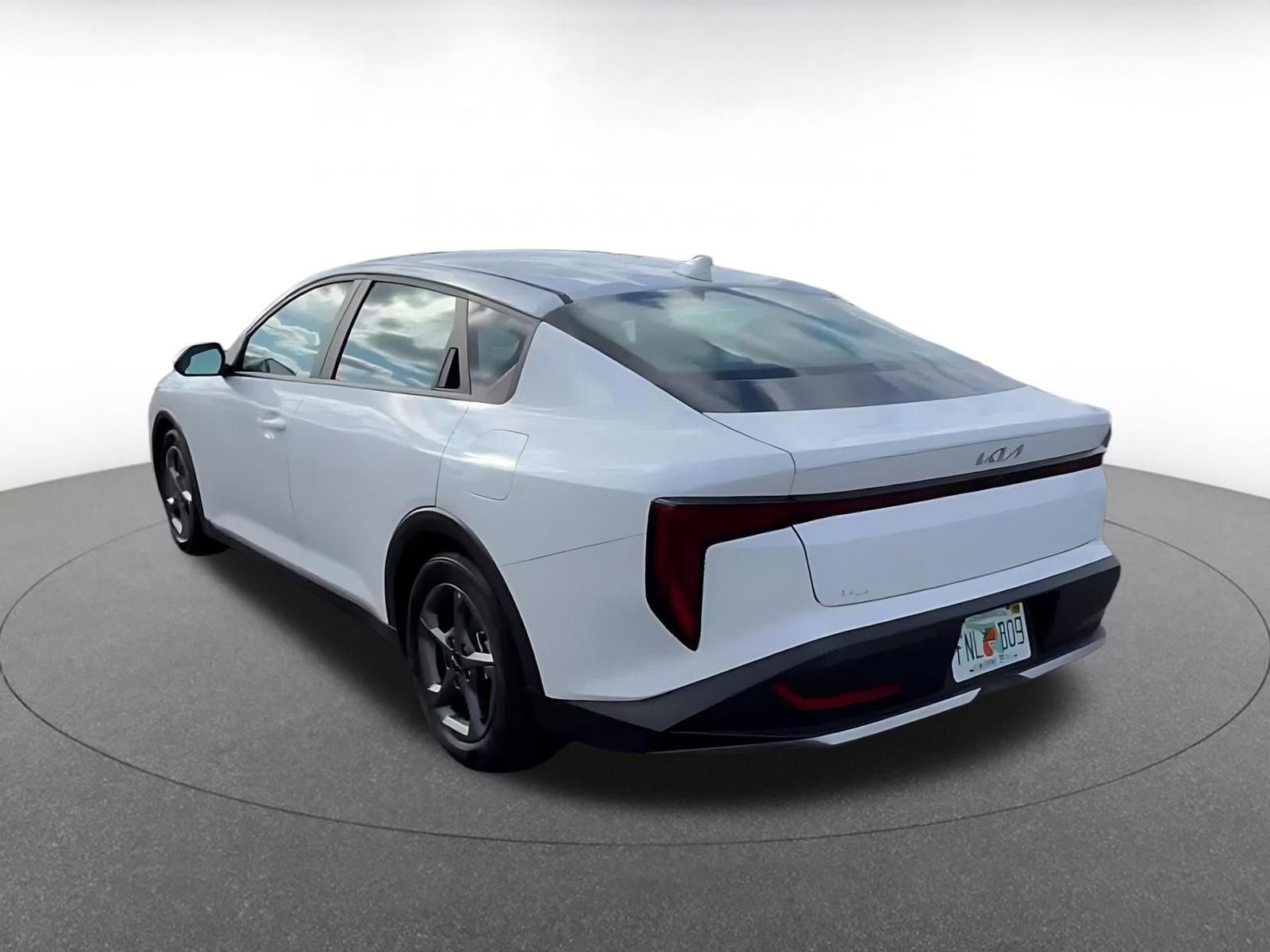 Thumbnail: 2025 Kia K4 - 11