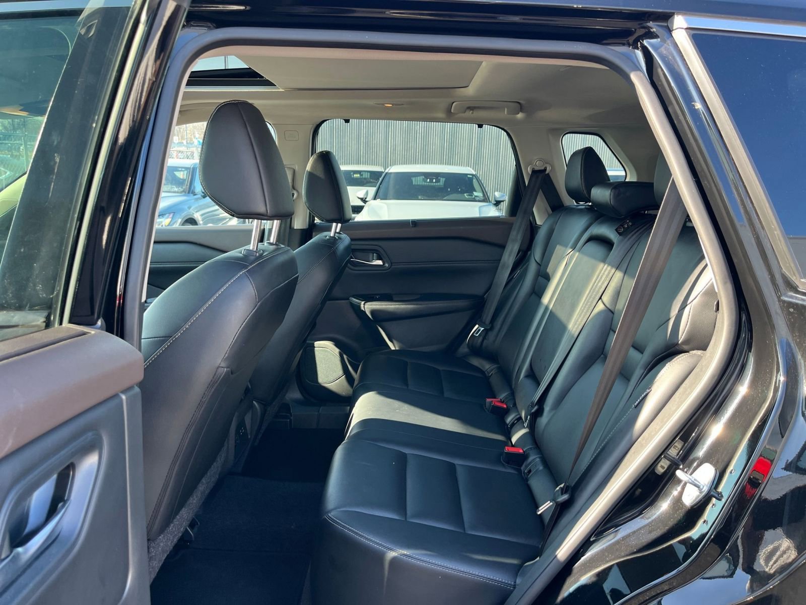 Thumbnail: 2023 Nissan Rogue - 27