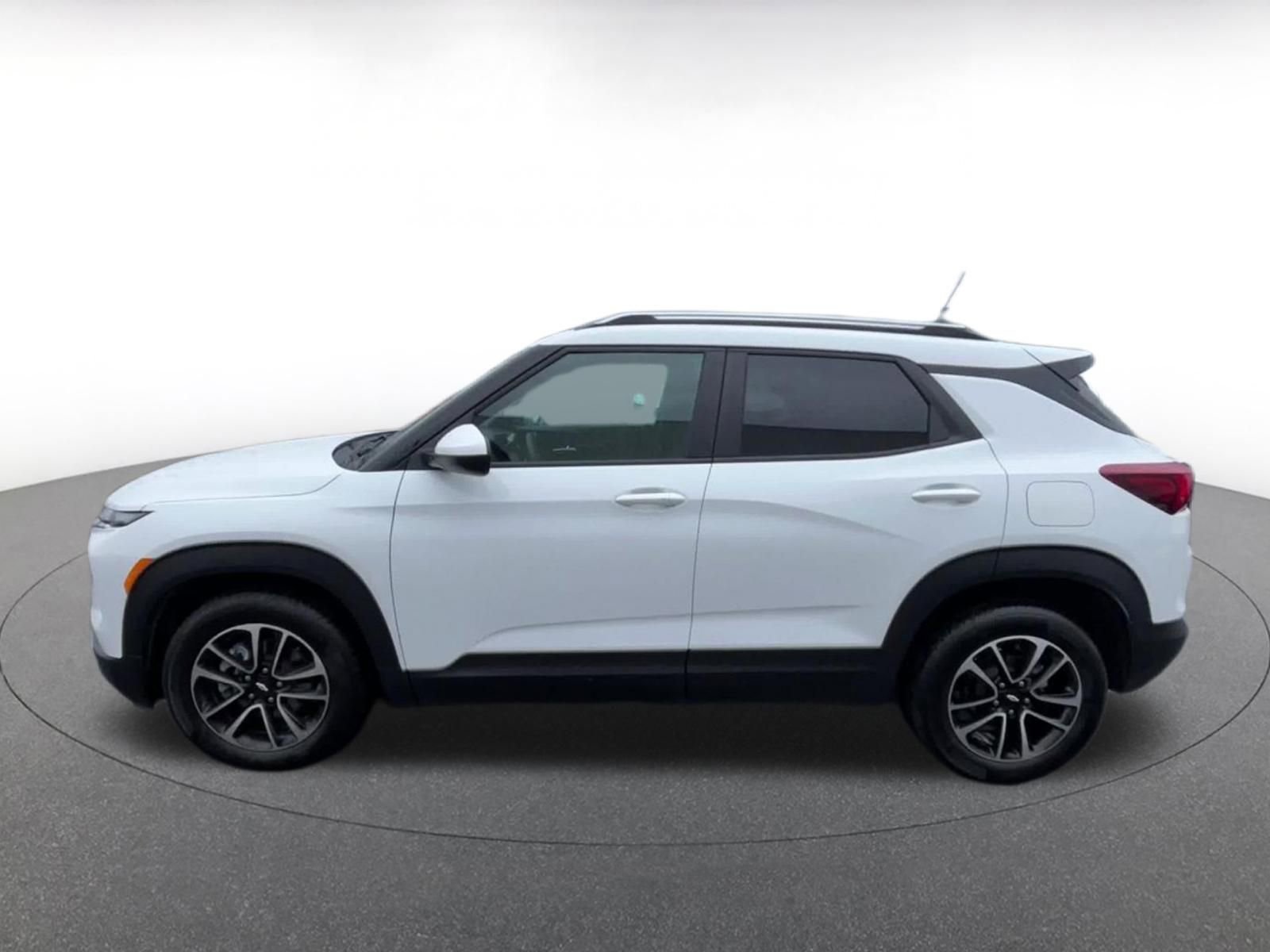 Thumbnail: 2025 Chevrolet TrailBlazer - 8