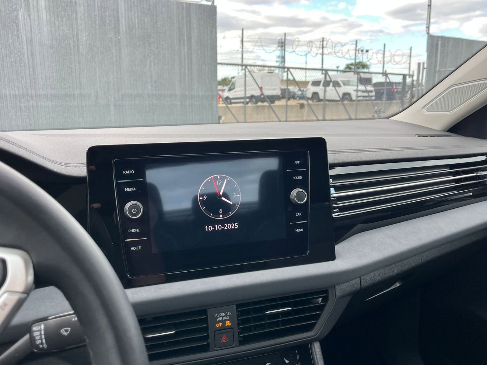 Thumbnail: 2025 Volkswagen Jetta - 21