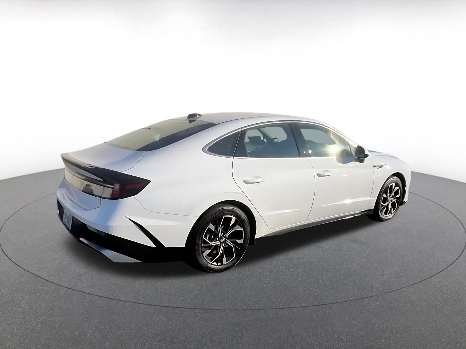 Thumbnail: 2025 Hyundai Sonata - 15