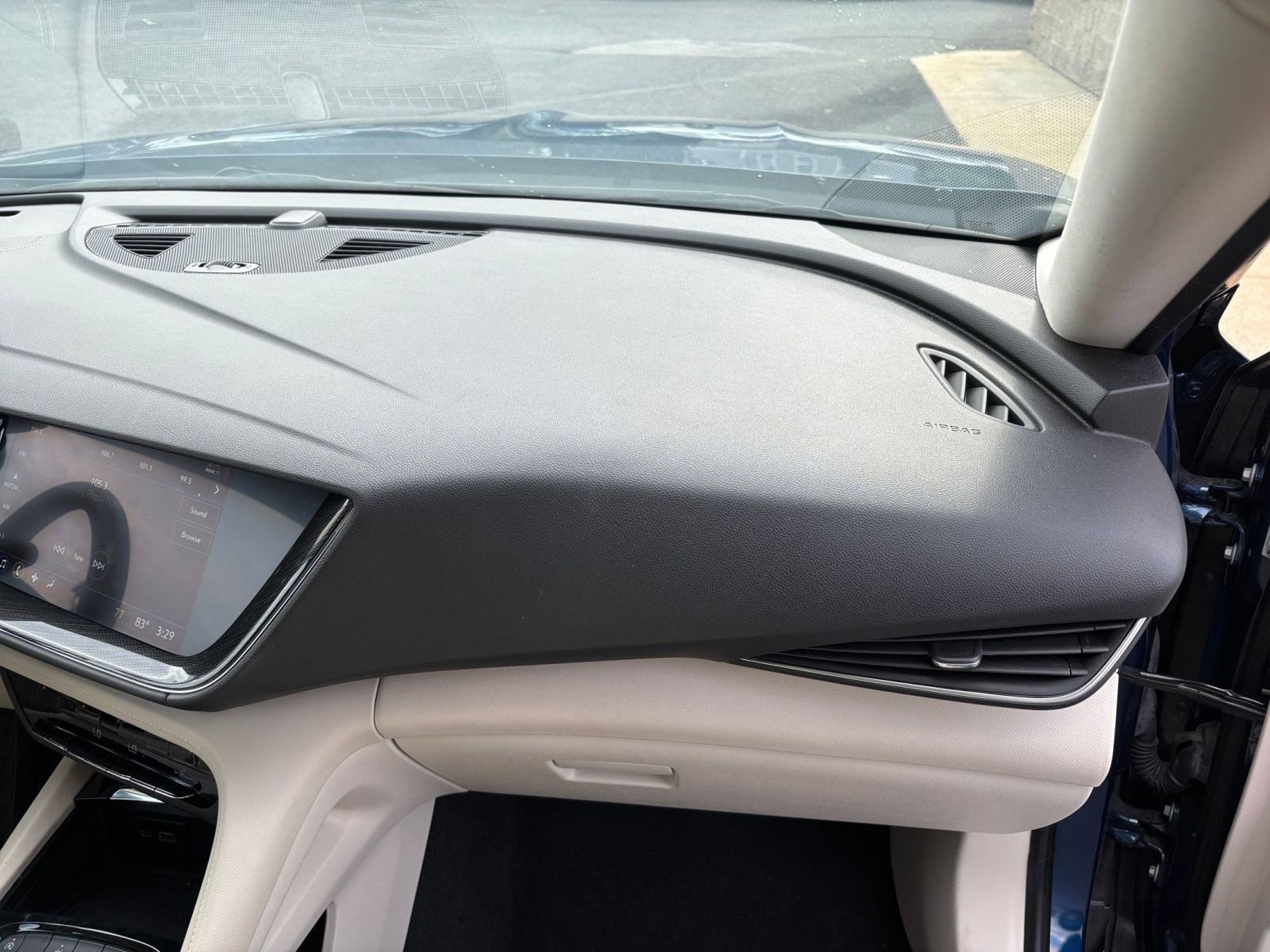 Thumbnail: 2023 Buick Envision - 35