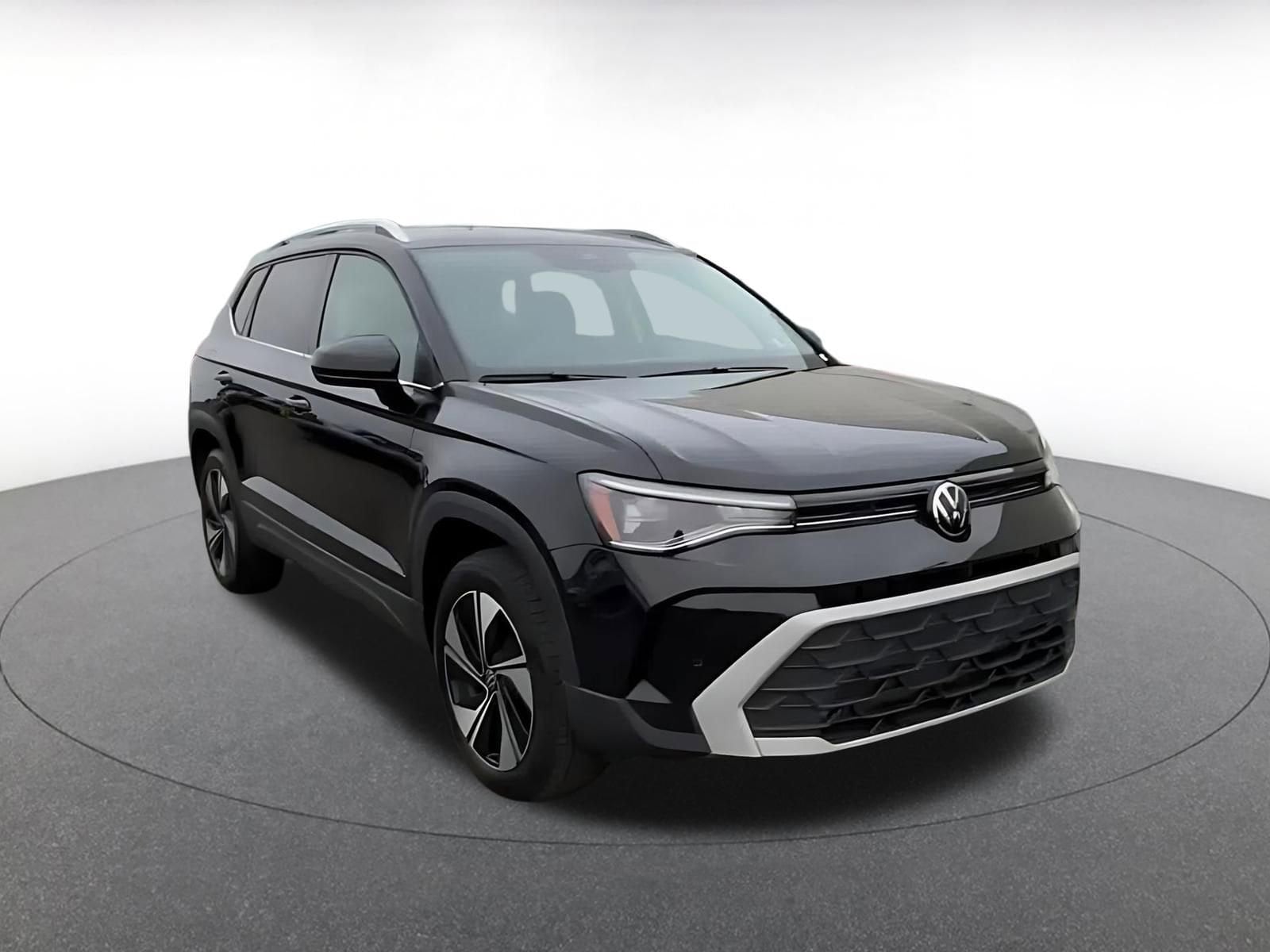 Thumbnail: 2025 Volkswagen Taos - 3