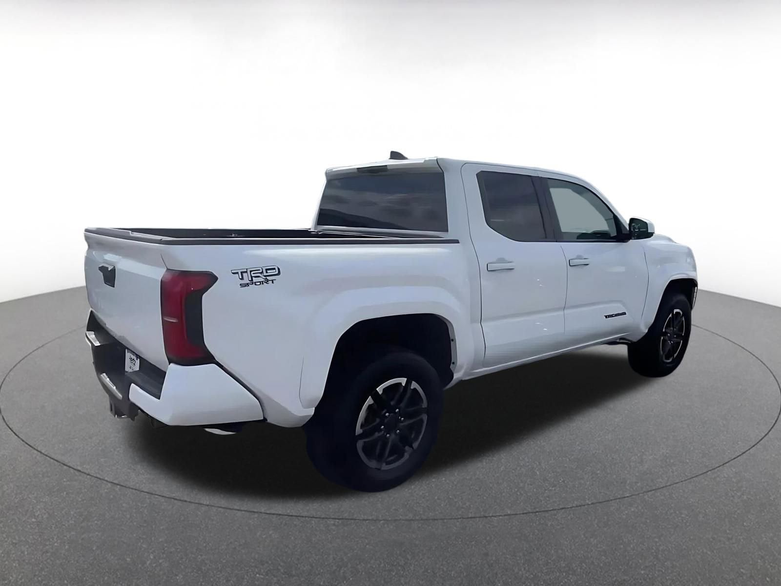 Thumbnail: 2024 Toyota Tacoma - 15