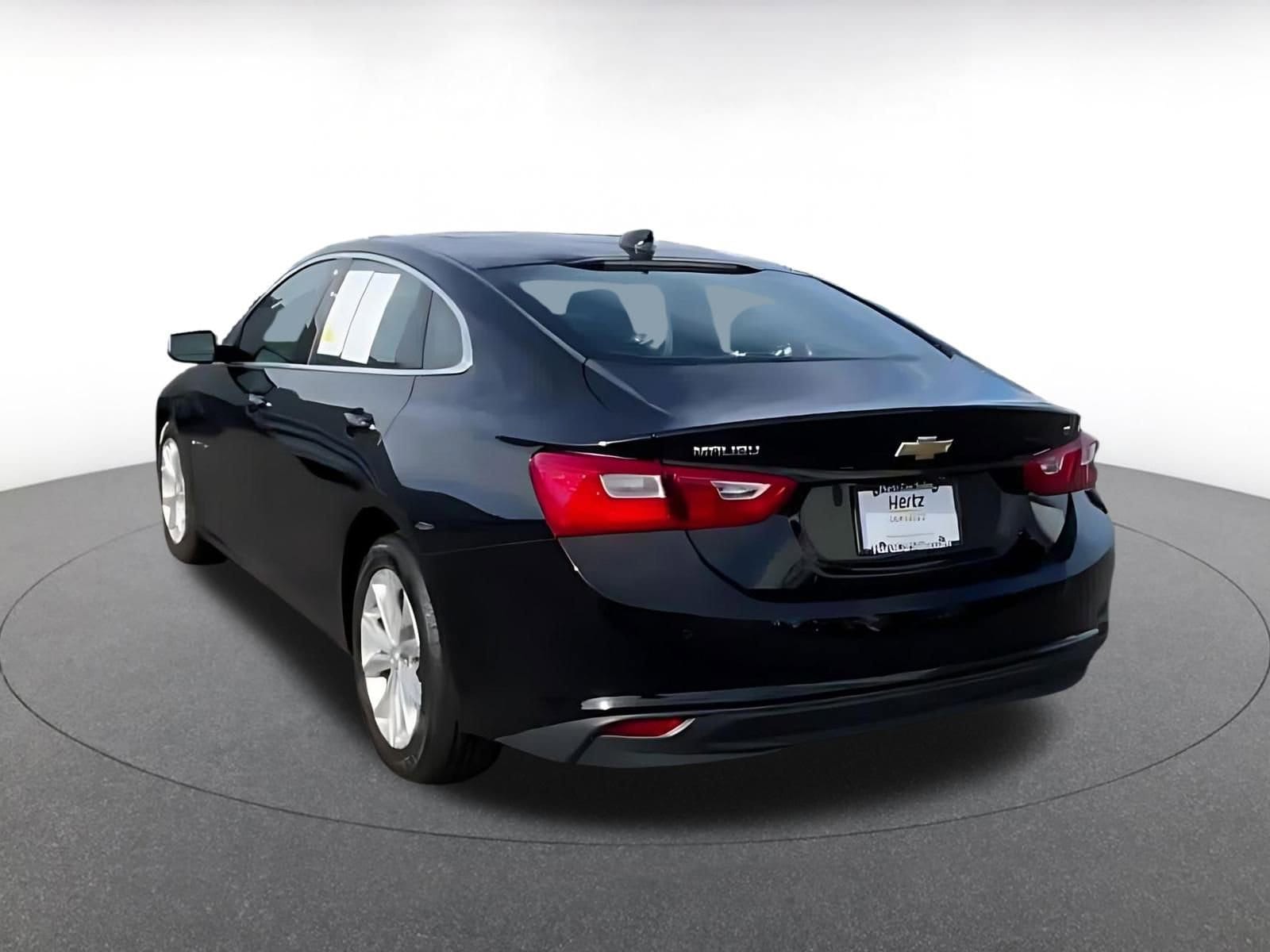 Thumbnail: 2024 Chevrolet Malibu - 11