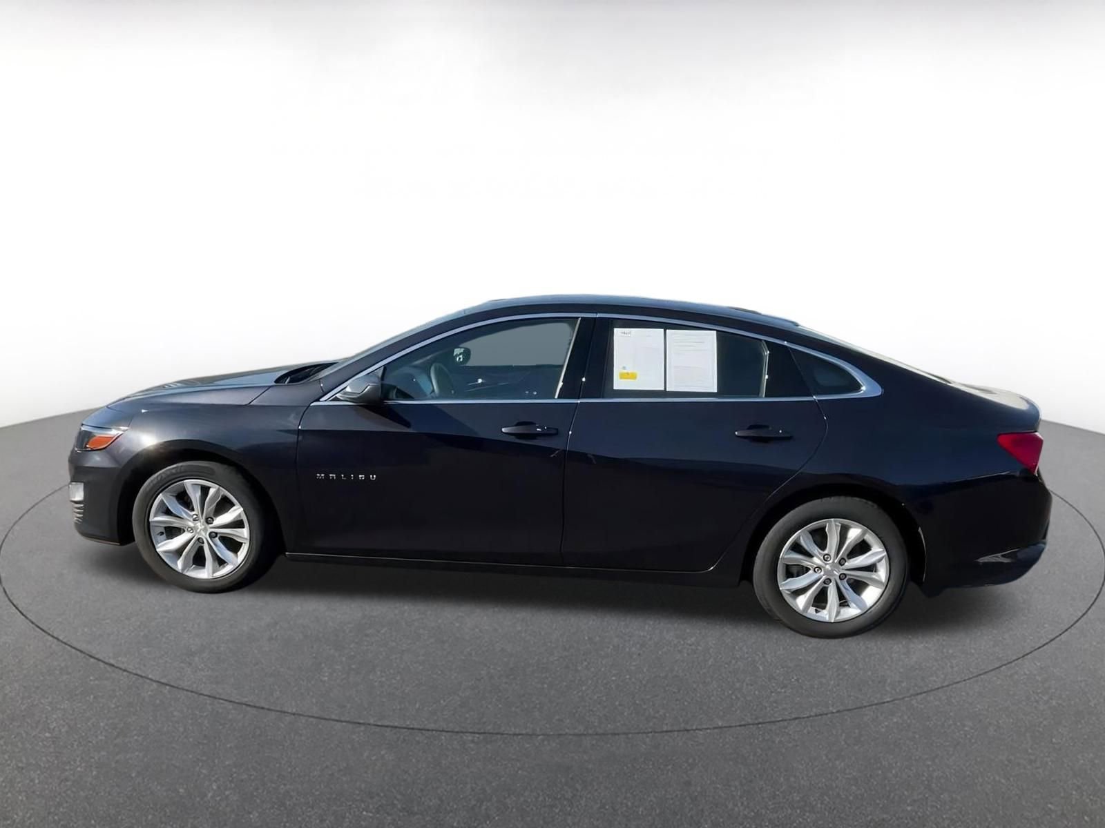 Thumbnail: 2023 Chevrolet Malibu - 8