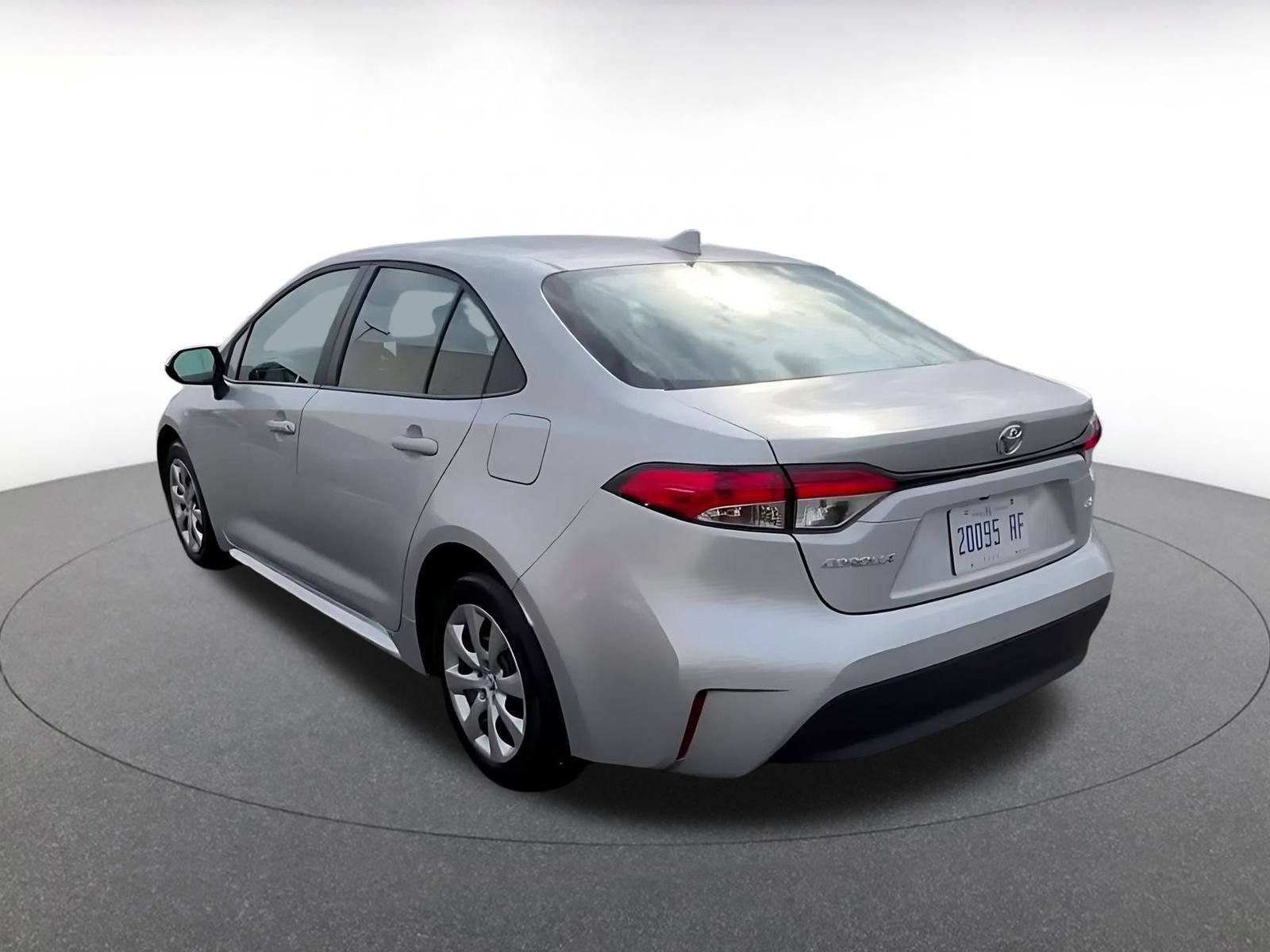 Thumbnail: 2025 Toyota Corolla - 11