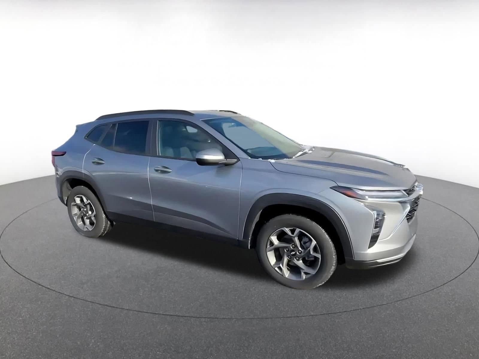 Thumbnail: 2025 Chevrolet Trax - 1