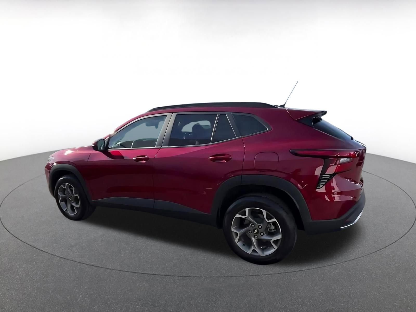 Thumbnail: 2025 Chevrolet Trax - 9