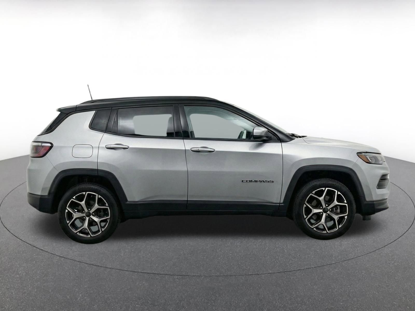 Thumbnail: 2025 Jeep Compass - 14