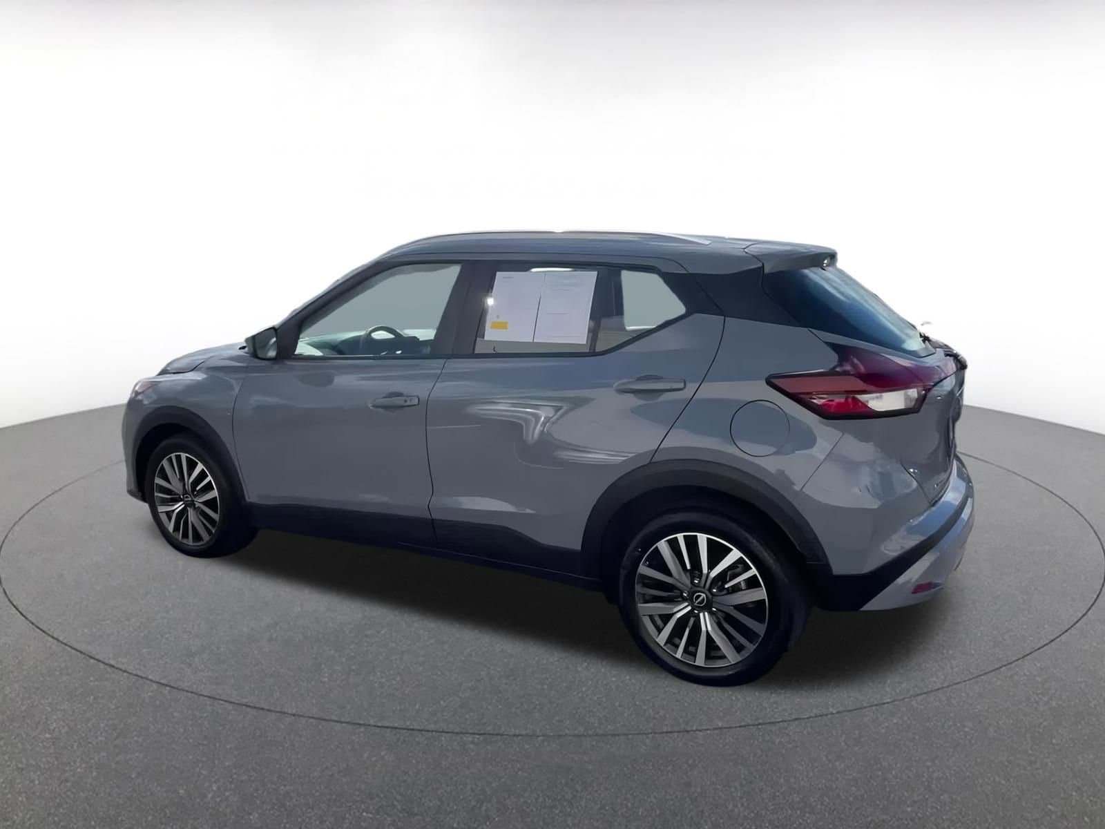 Thumbnail: 2024 Nissan Kicks - 10