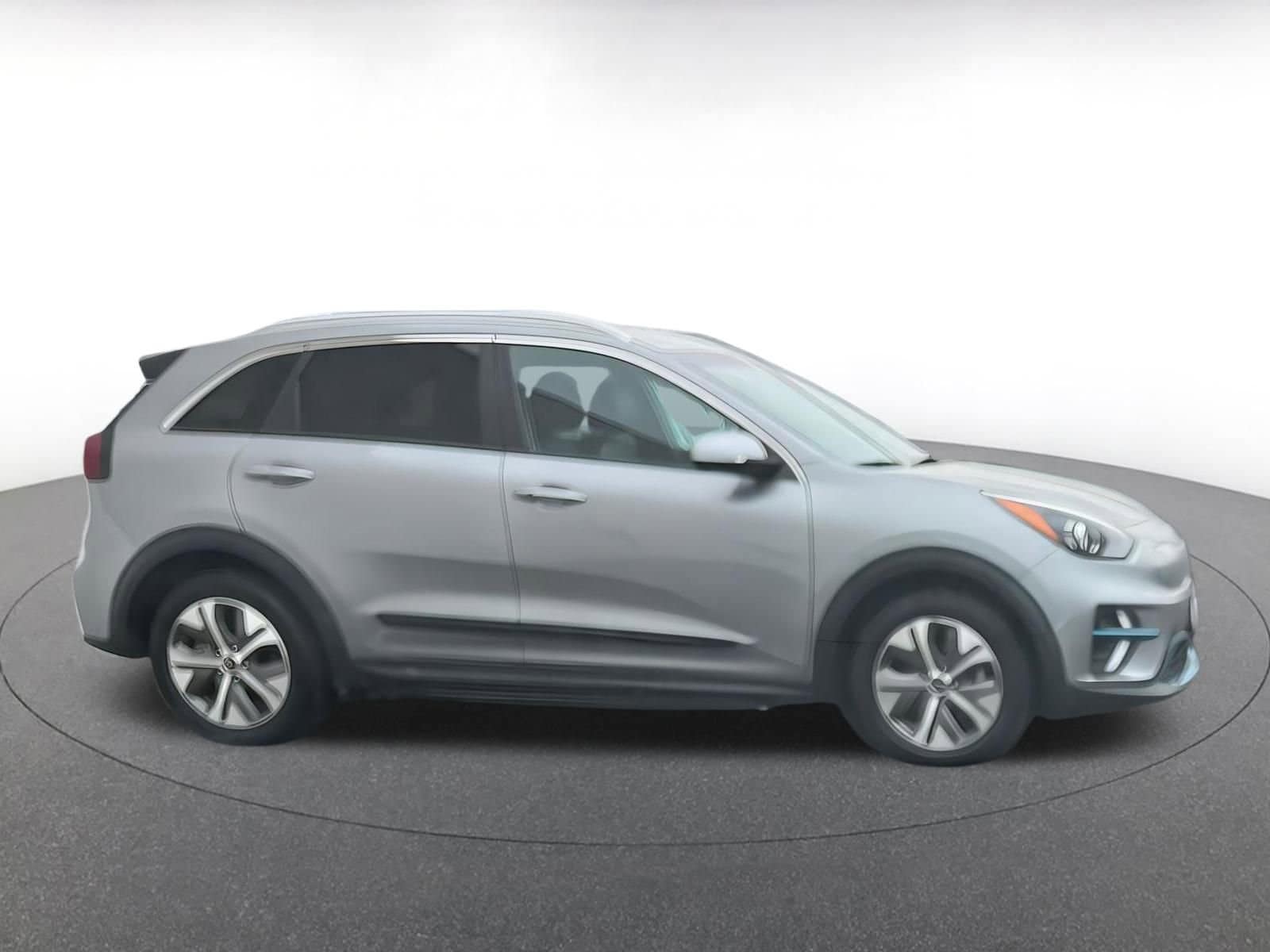 Thumbnail: 2025 Hyundai Elantra - 17