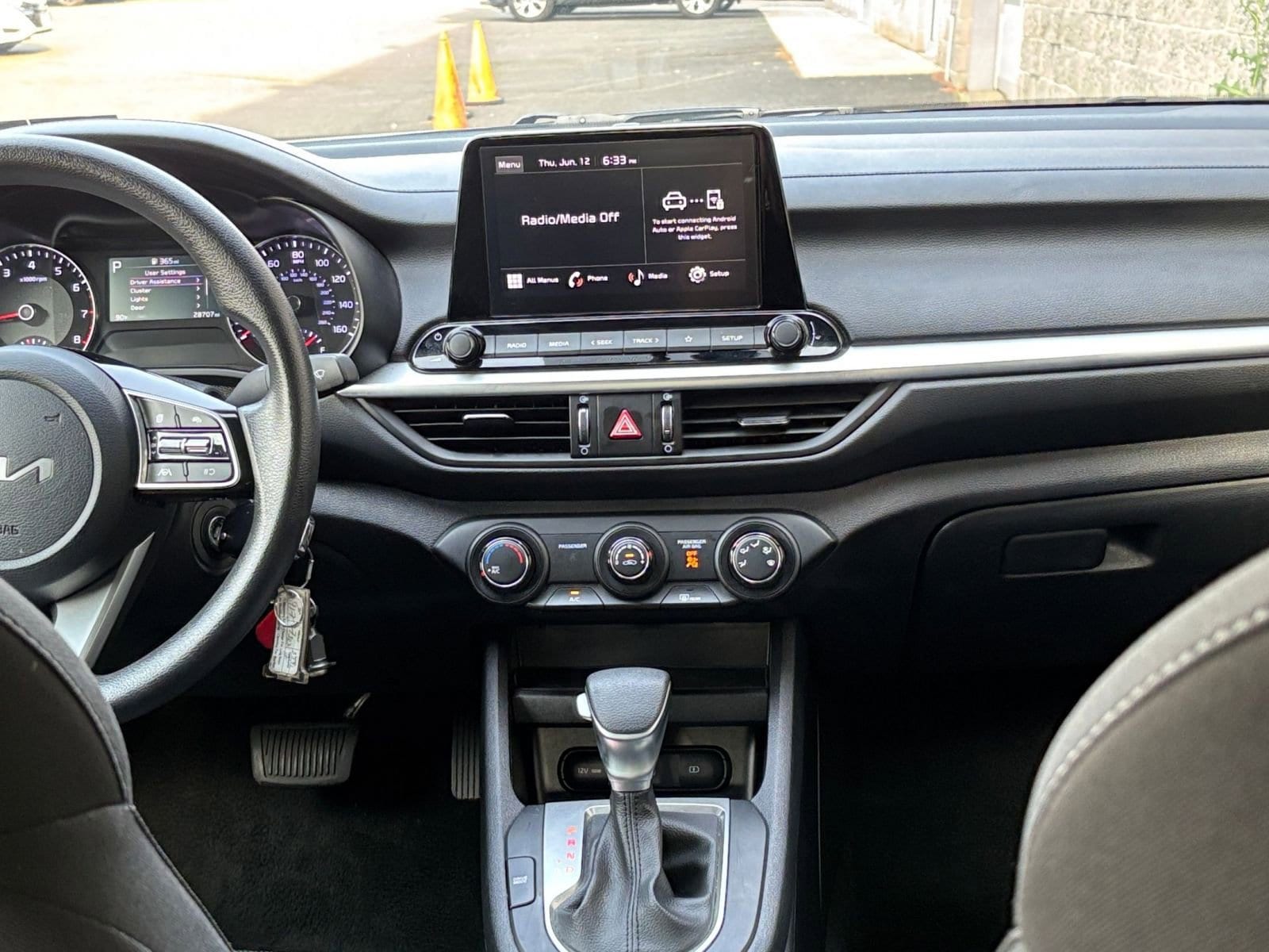 2024 Kia Forte LXS 18