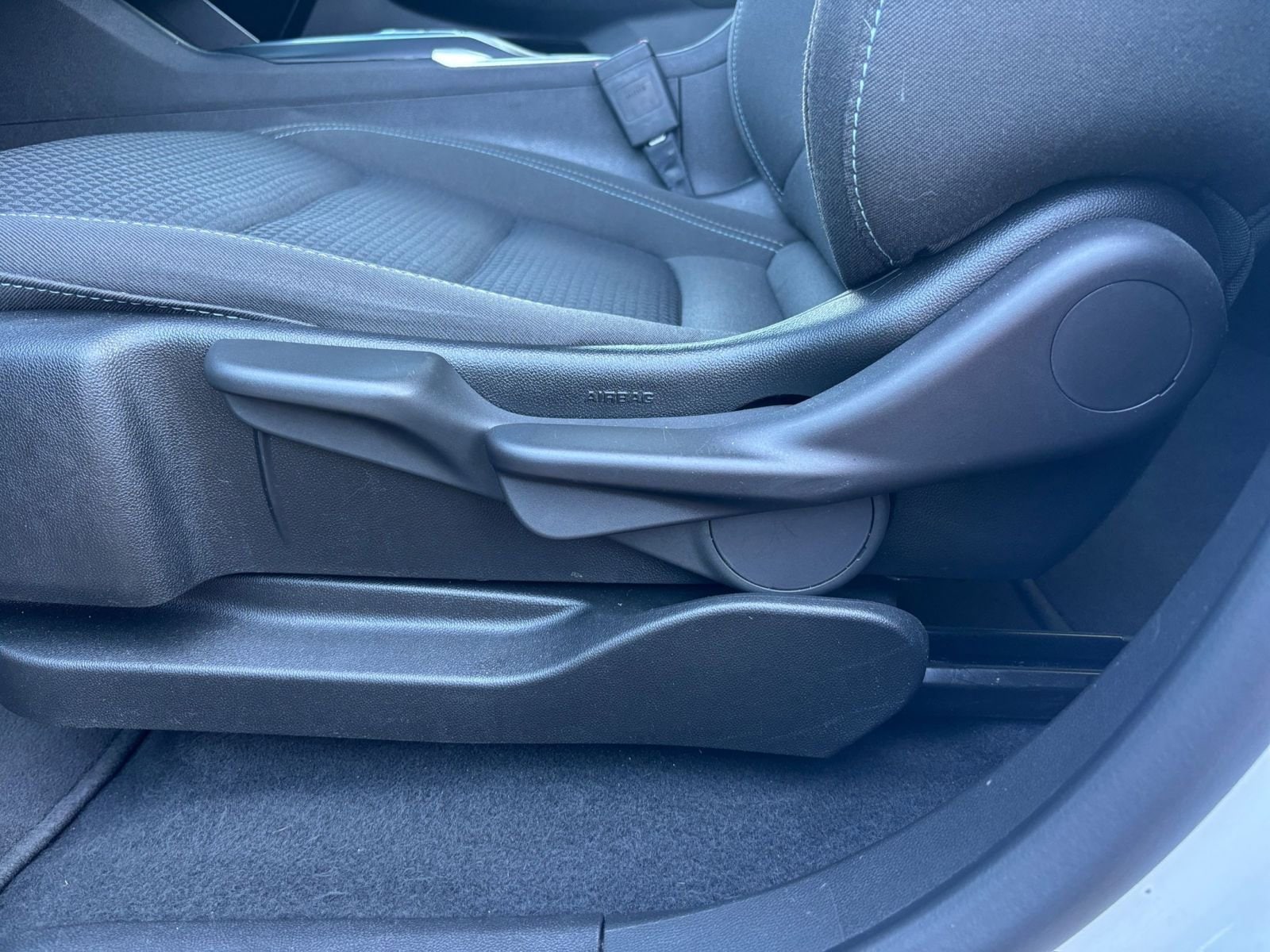 Thumbnail: 2023 Chevrolet Bolt EV - 28