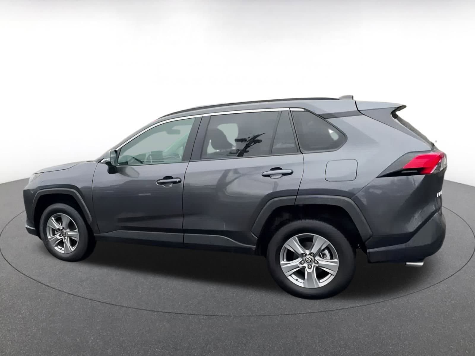 Thumbnail: 2024 Toyota RAV4 - 8