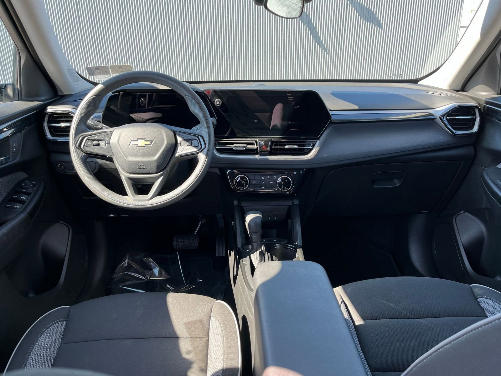 Thumbnail: 2025 Chevrolet TrailBlazer - 31