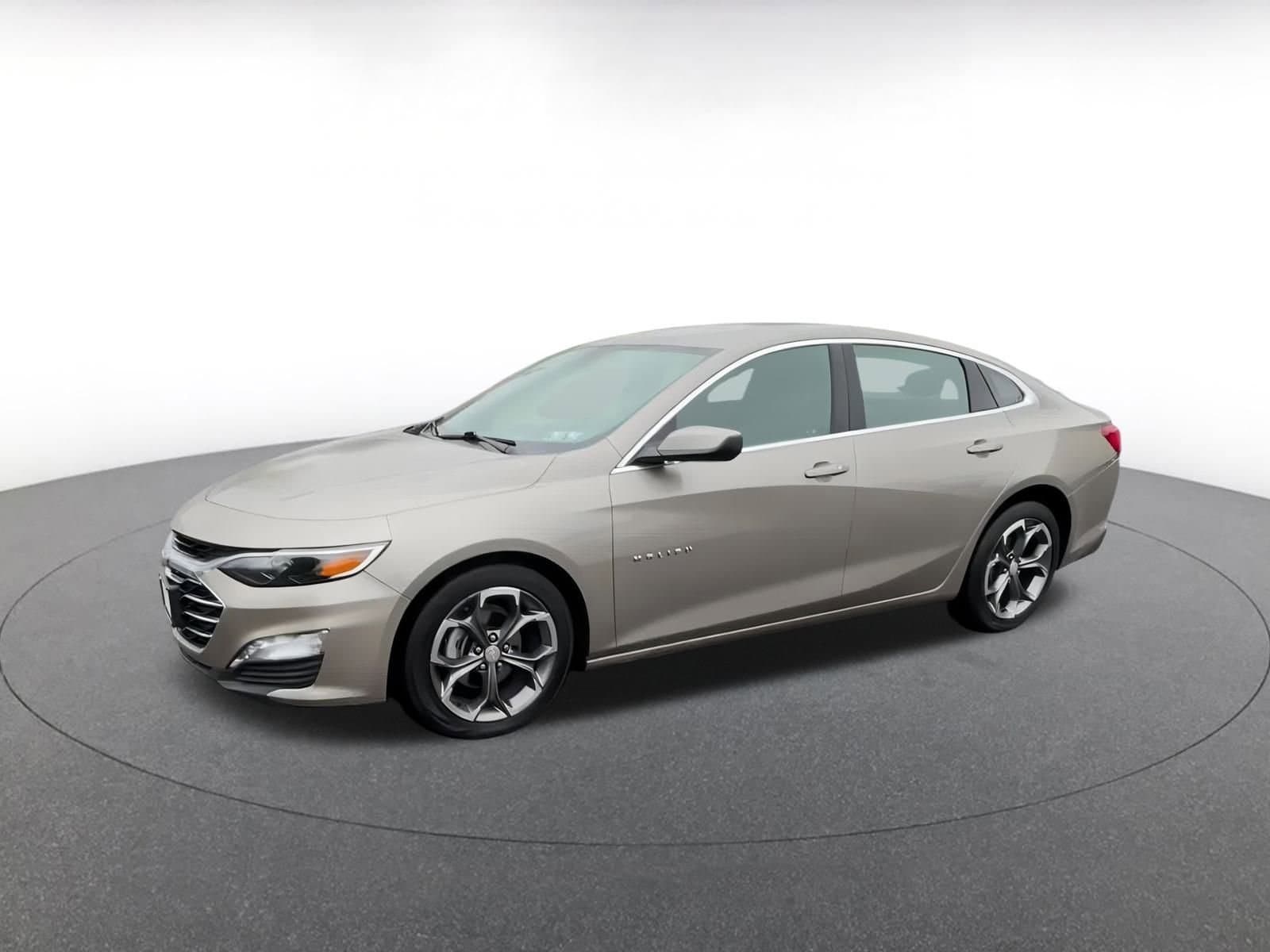 Thumbnail: 2024 Chevrolet Malibu - 6