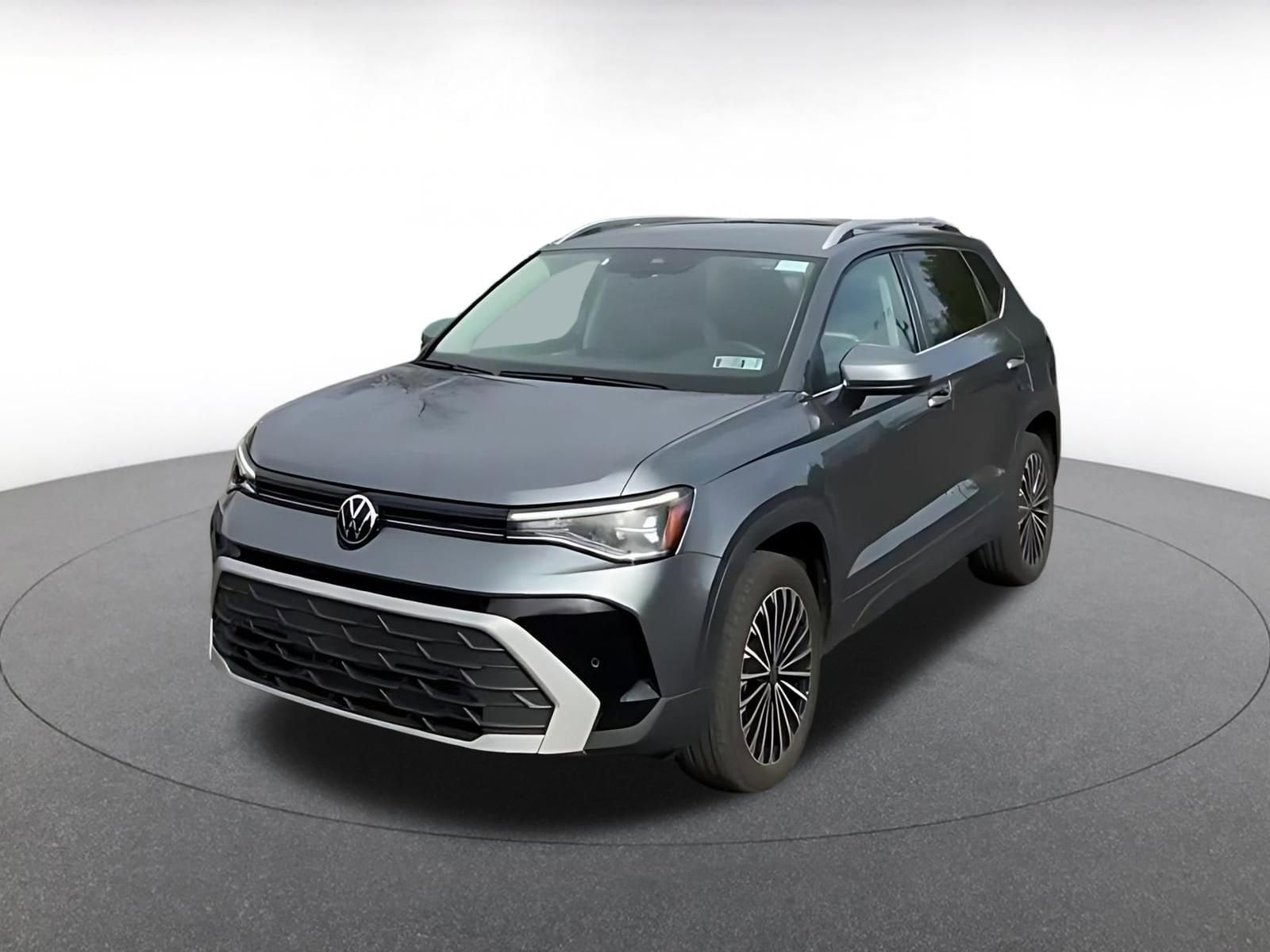 Thumbnail: 2025 Volkswagen Taos - 4