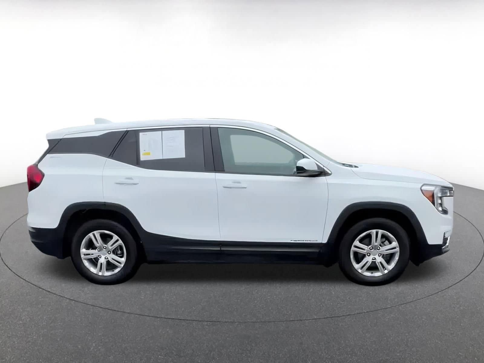 Thumbnail: 2024 GMC Terrain - 16