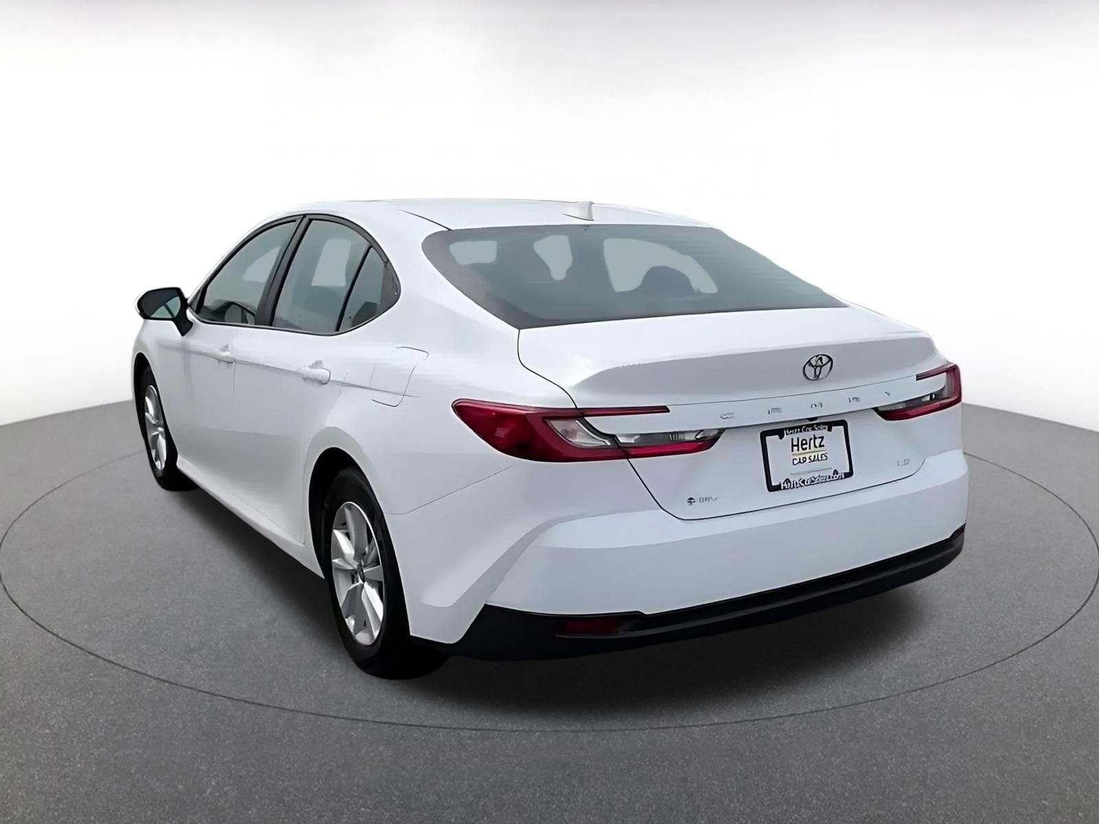 Thumbnail: 2025 Toyota Camry - 10