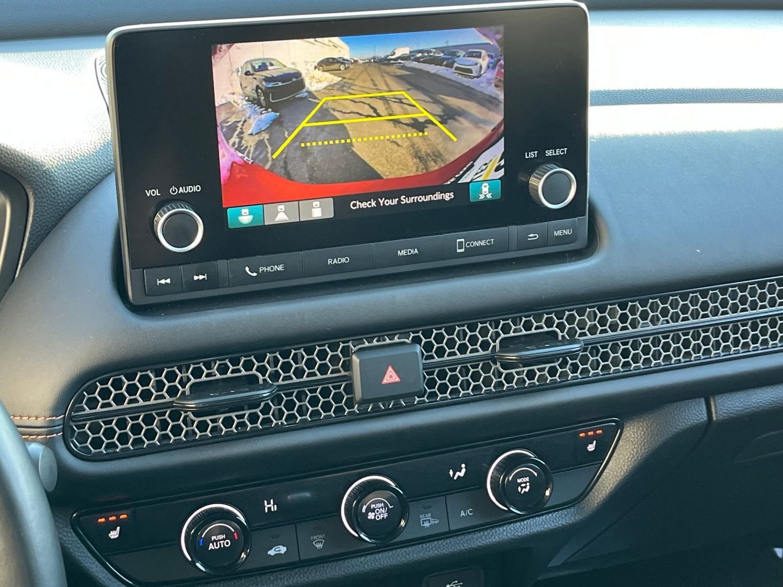 Thumbnail: 2025 Honda HR-V - 20