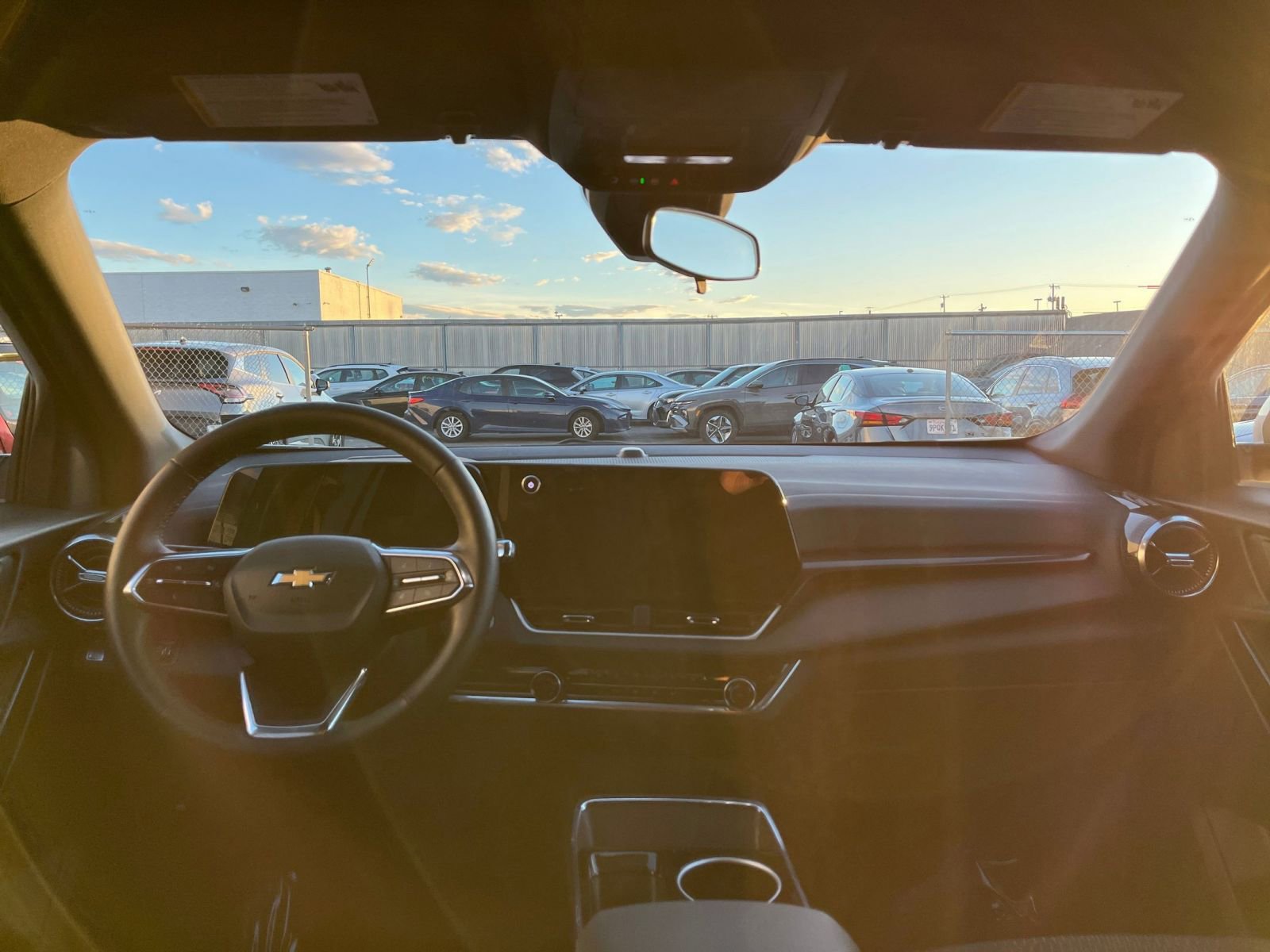 Thumbnail: 2025 Chevrolet Equinox - 32