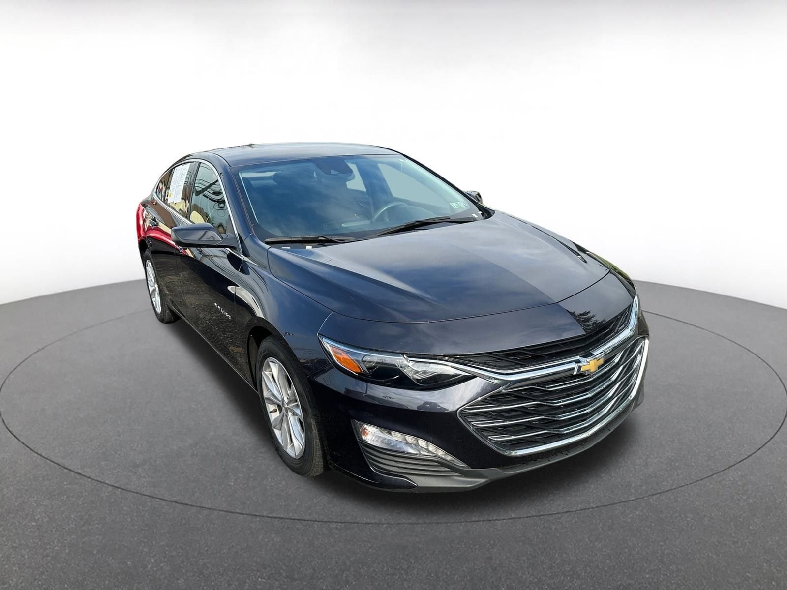 Thumbnail: 2023 Chevrolet Malibu - 1