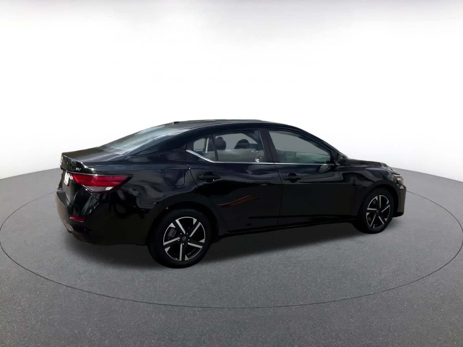 Thumbnail: 2024 Nissan Sentra - 14