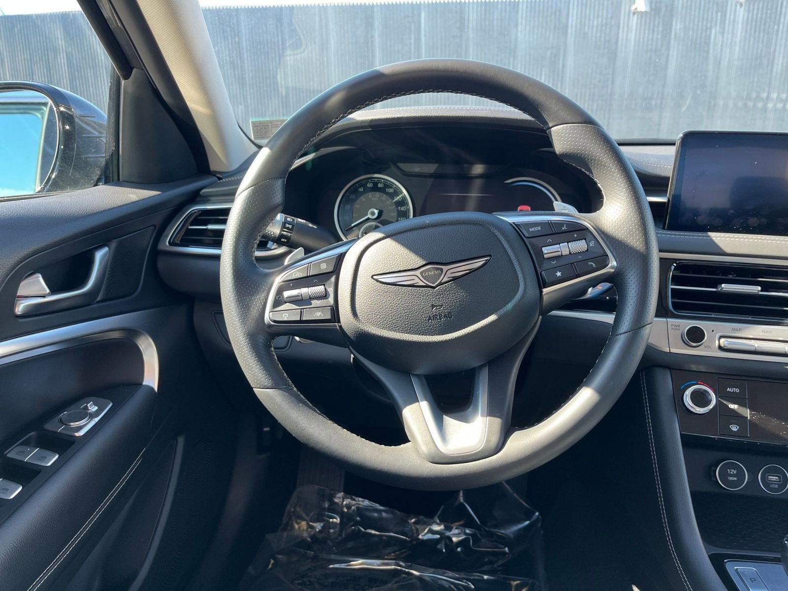 Thumbnail: 2025 Genesis G70 - 28