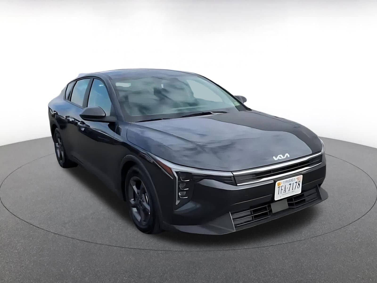 Thumbnail: 2025 Kia K4 - 3