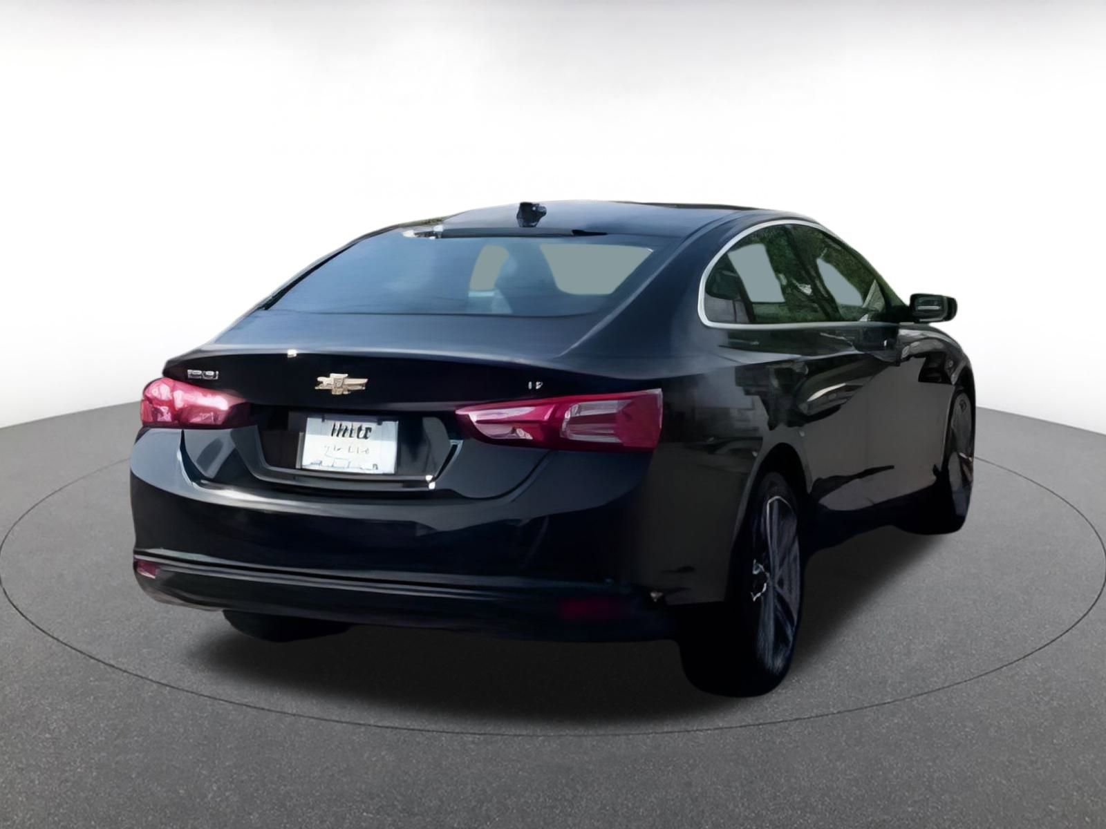 Thumbnail: 2024 Chevrolet Malibu - 14