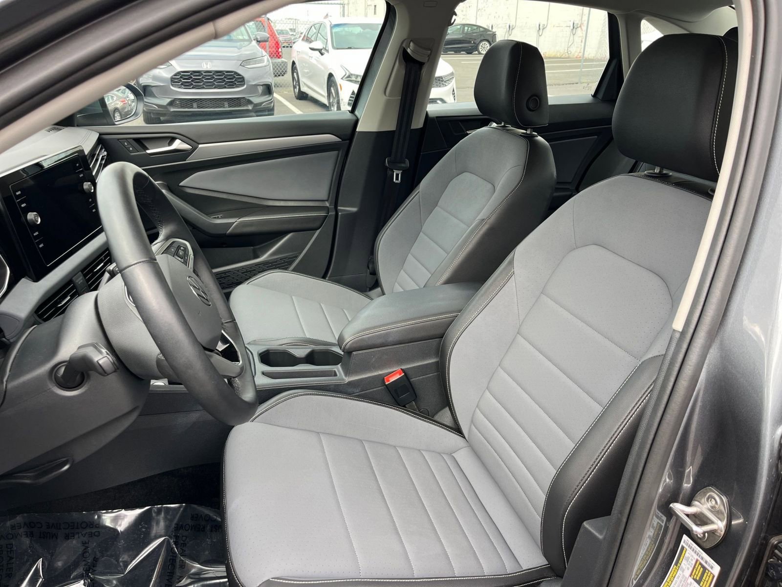 Thumbnail: 2025 Volkswagen Jetta - 35