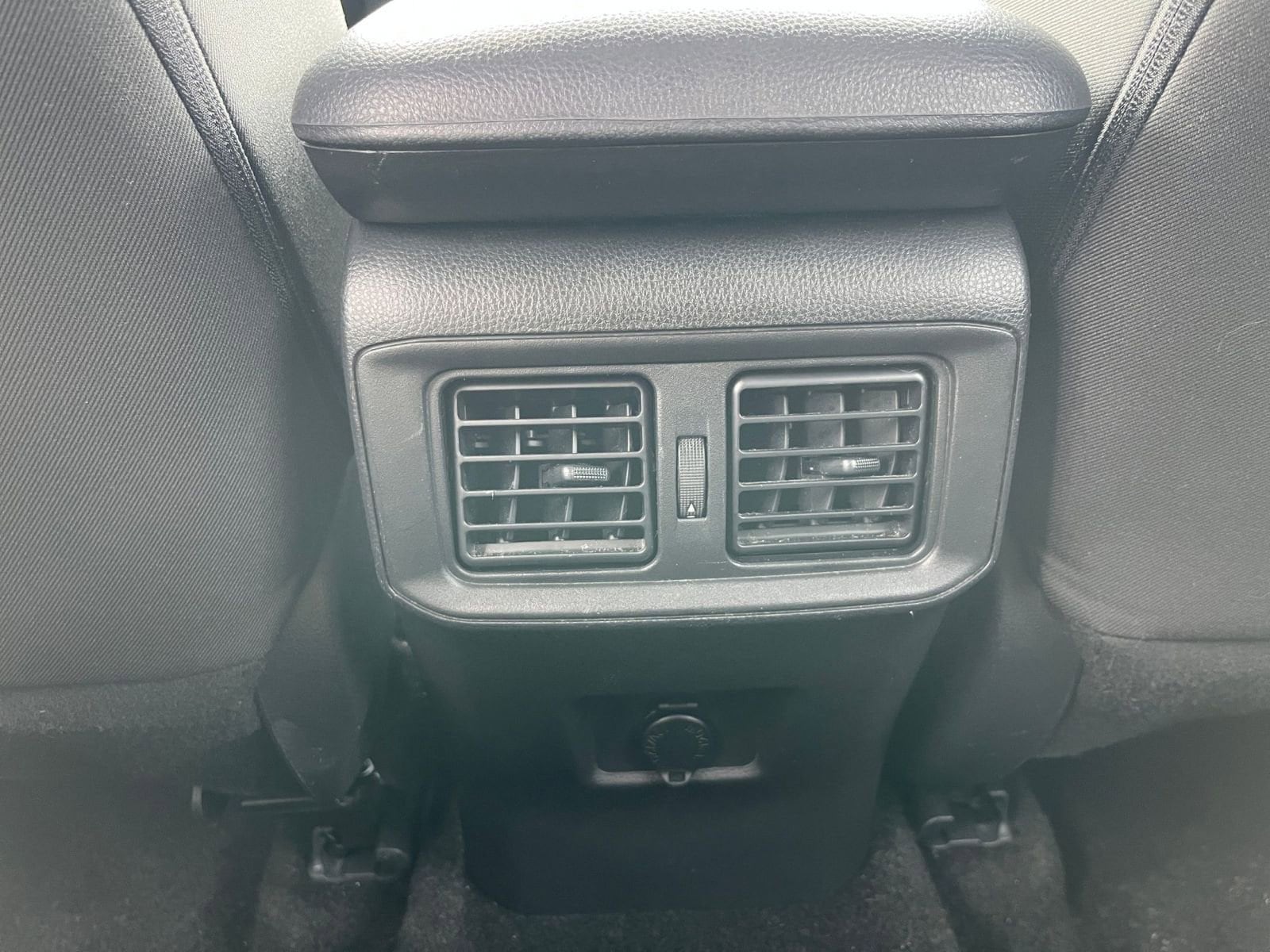 Thumbnail: 2025 Toyota RAV4 - 23