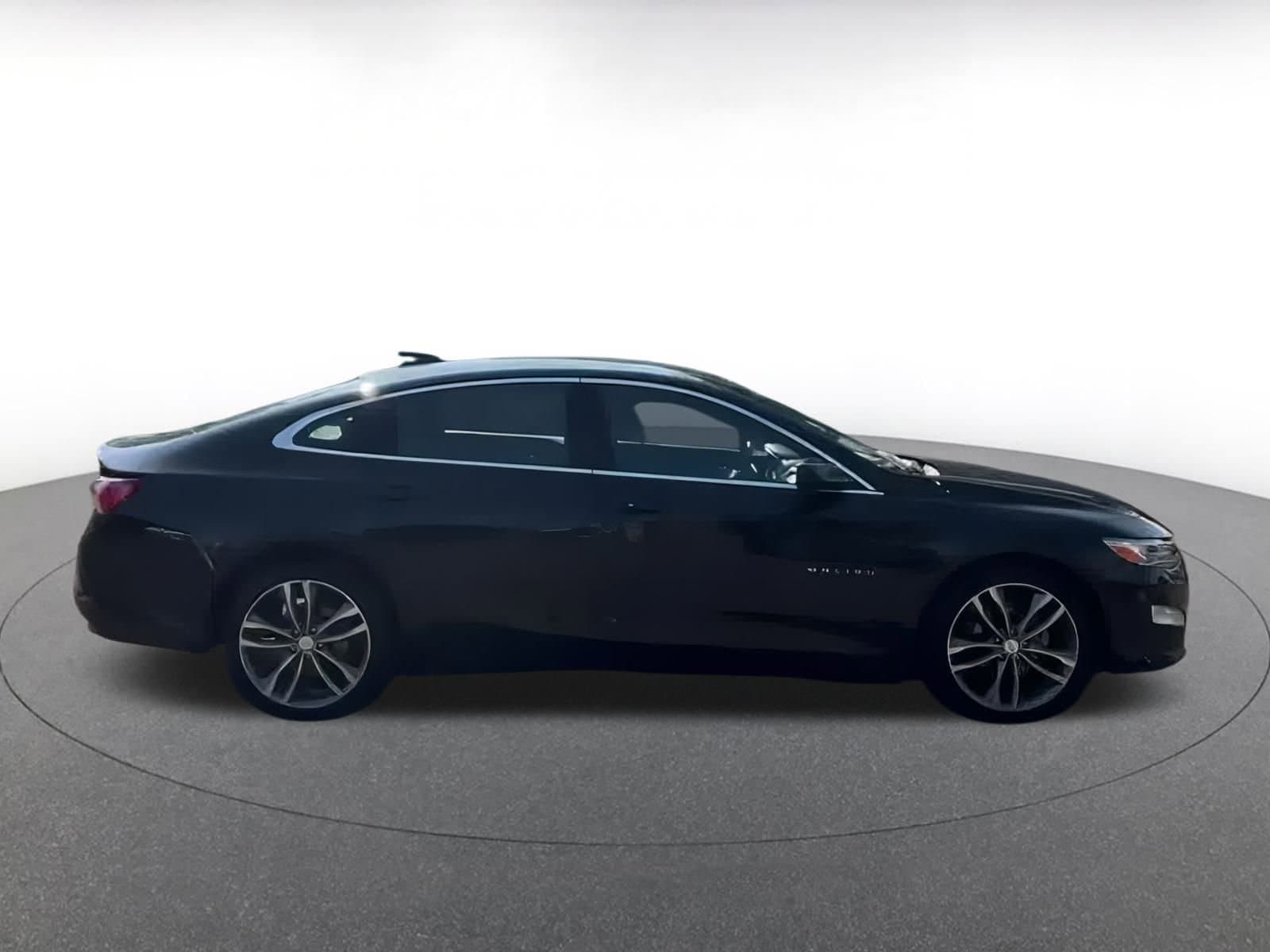 Thumbnail: 2024 Chevrolet Malibu - 12